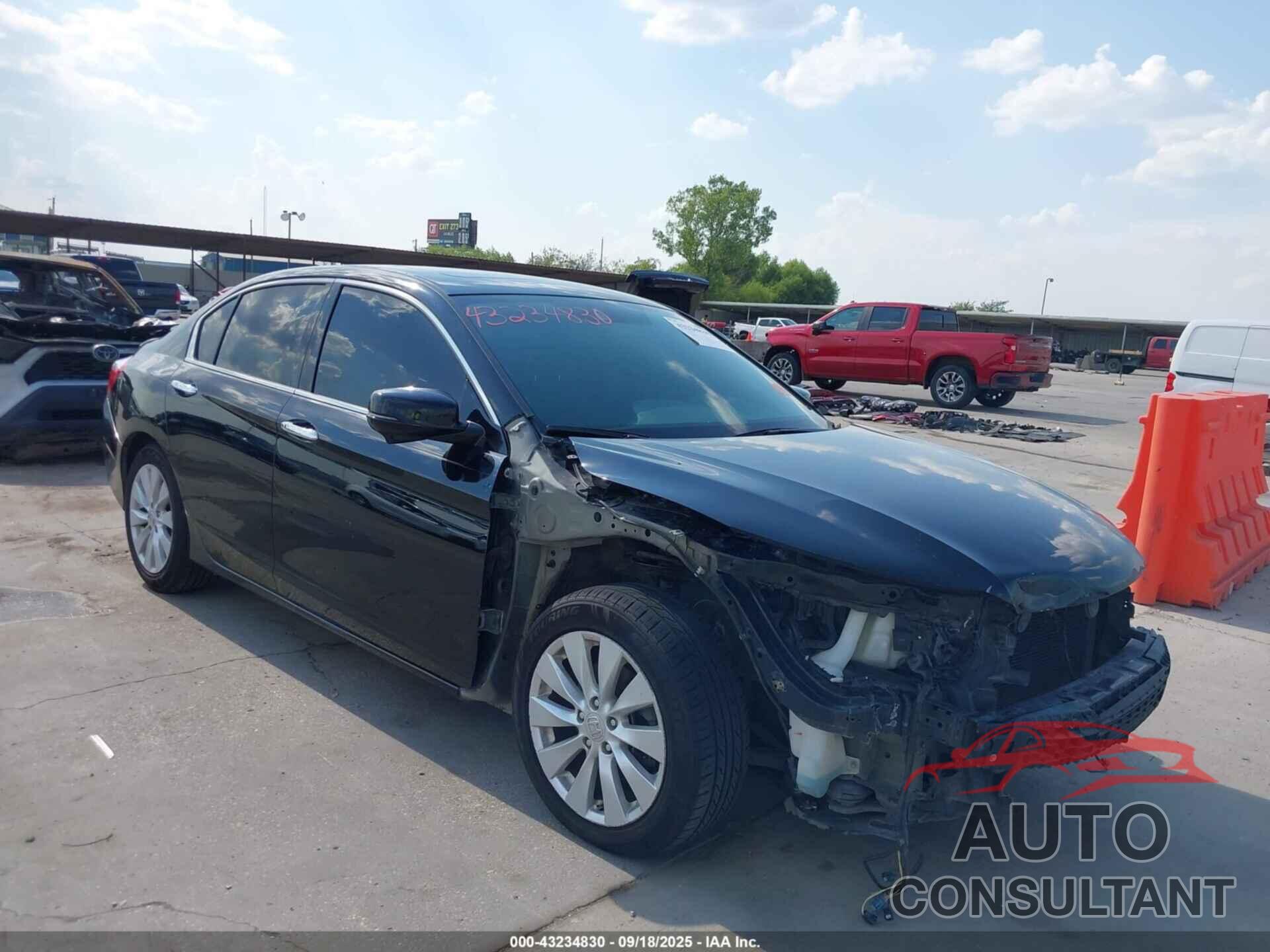 HONDA ACCORD 2014 - 1HGCR3F84EA023186