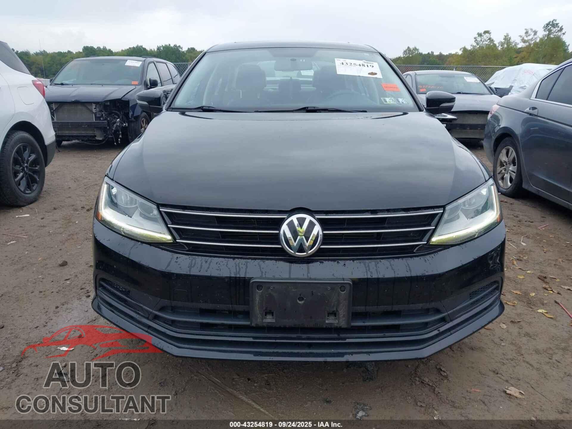 VOLKSWAGEN JETTA 2017 - 3VWDB7AJXHM367117