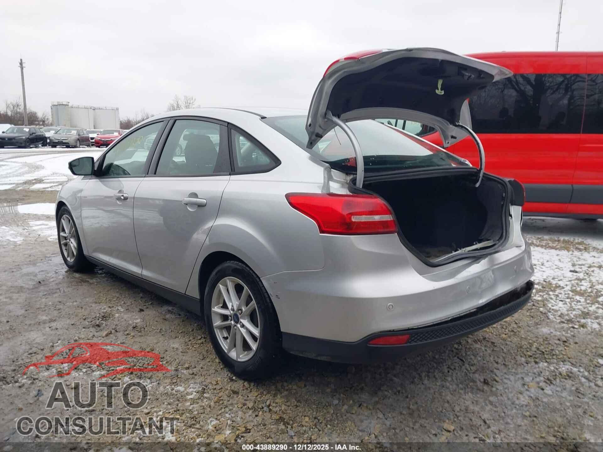 FORD FOCUS 2015 - 1FADP3F21FL218064