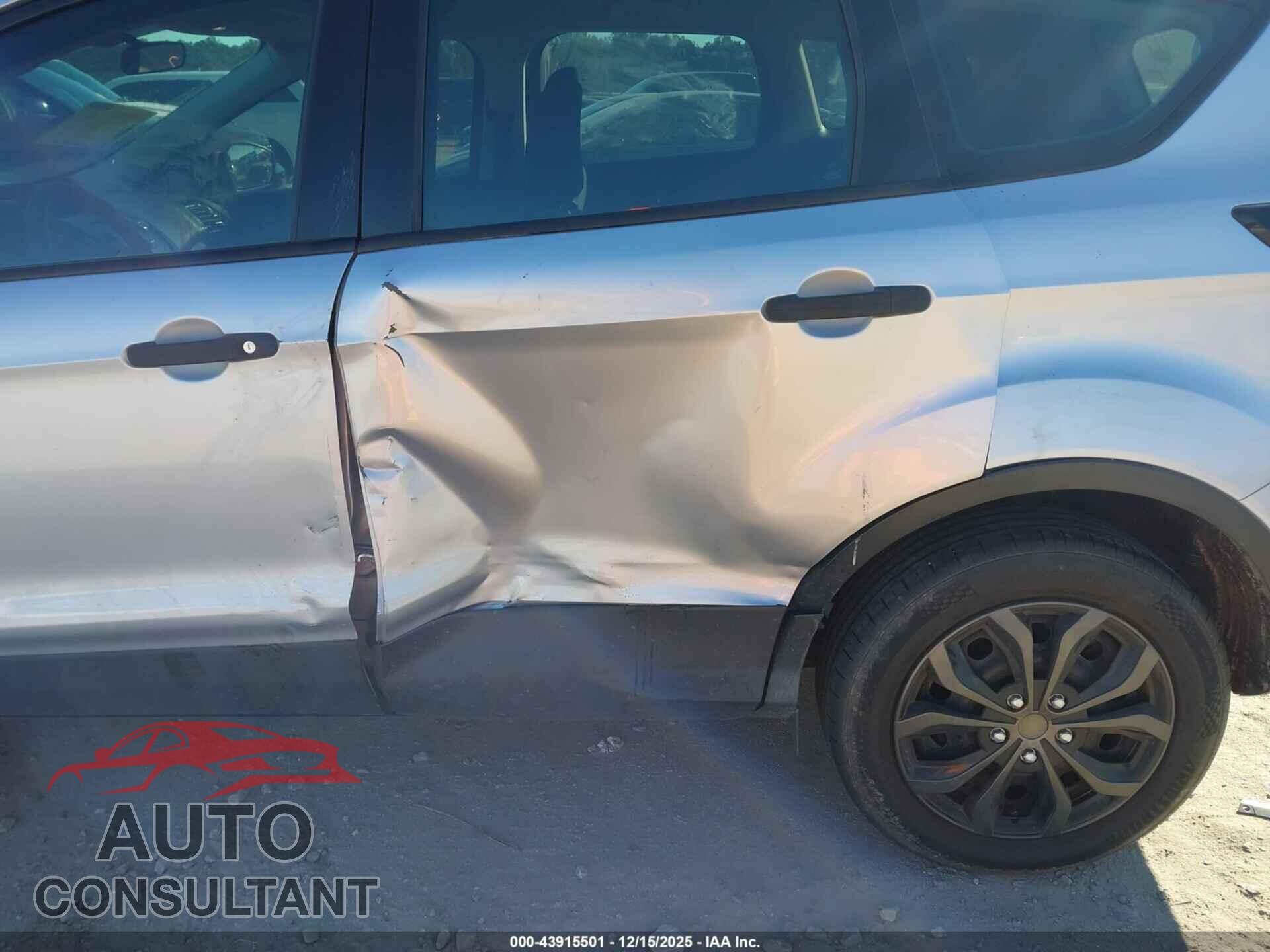 FORD ESCAPE 2018 - 1FMCU0F78JUB95695