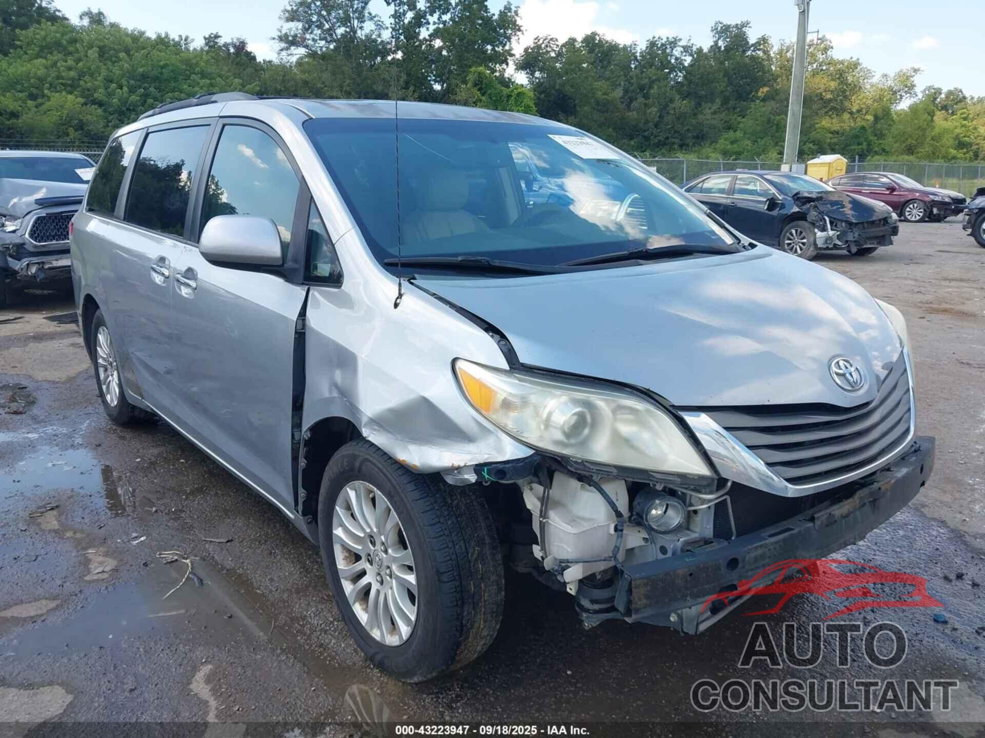TOYOTA SIENNA 2012 - 5TDYK3DC8CS268556