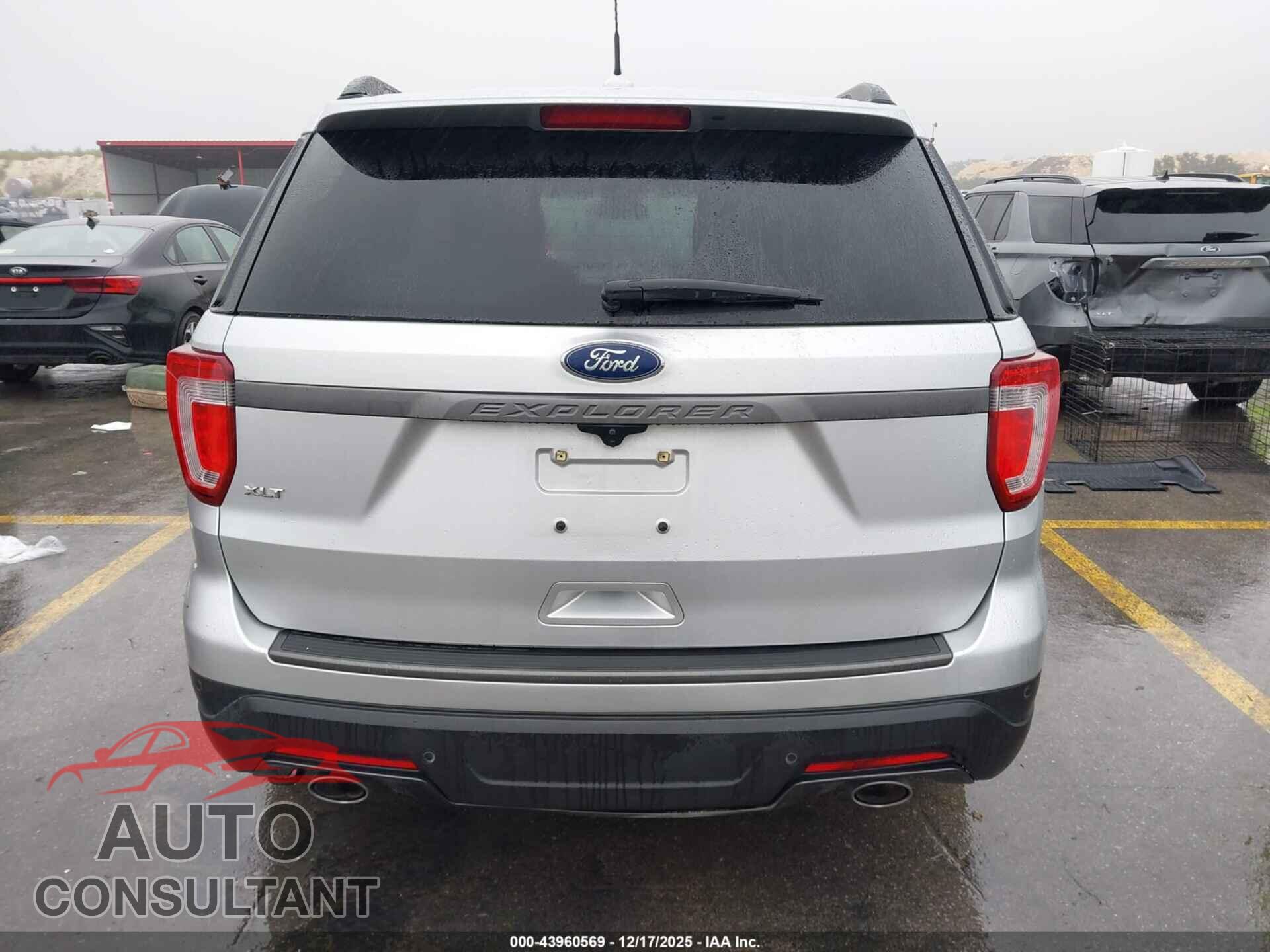FORD EXPLORER 2018 - 1FM5K7D85JGB78340
