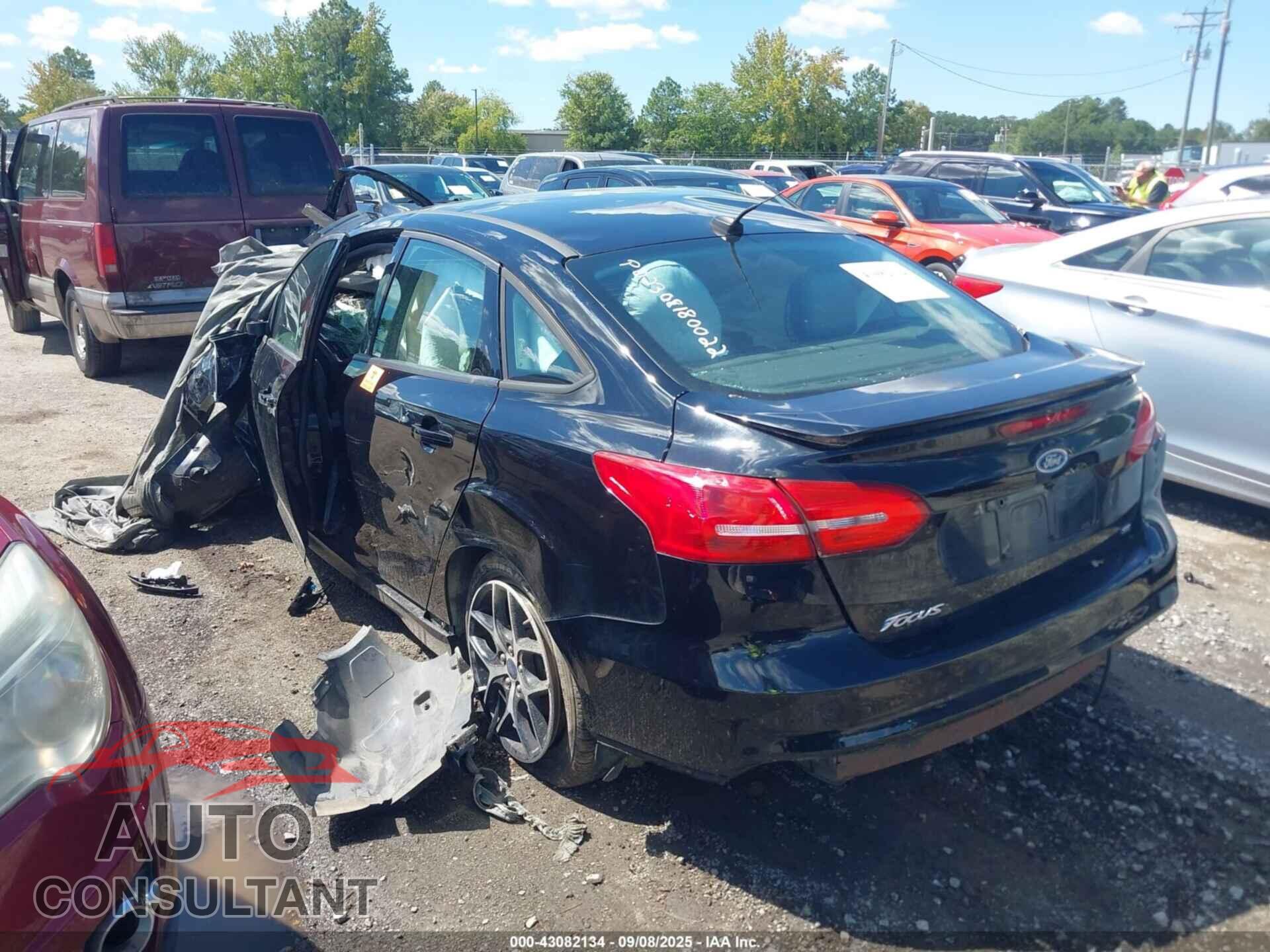 FORD FOCUS 2016 - 1FADP3F25GL403297