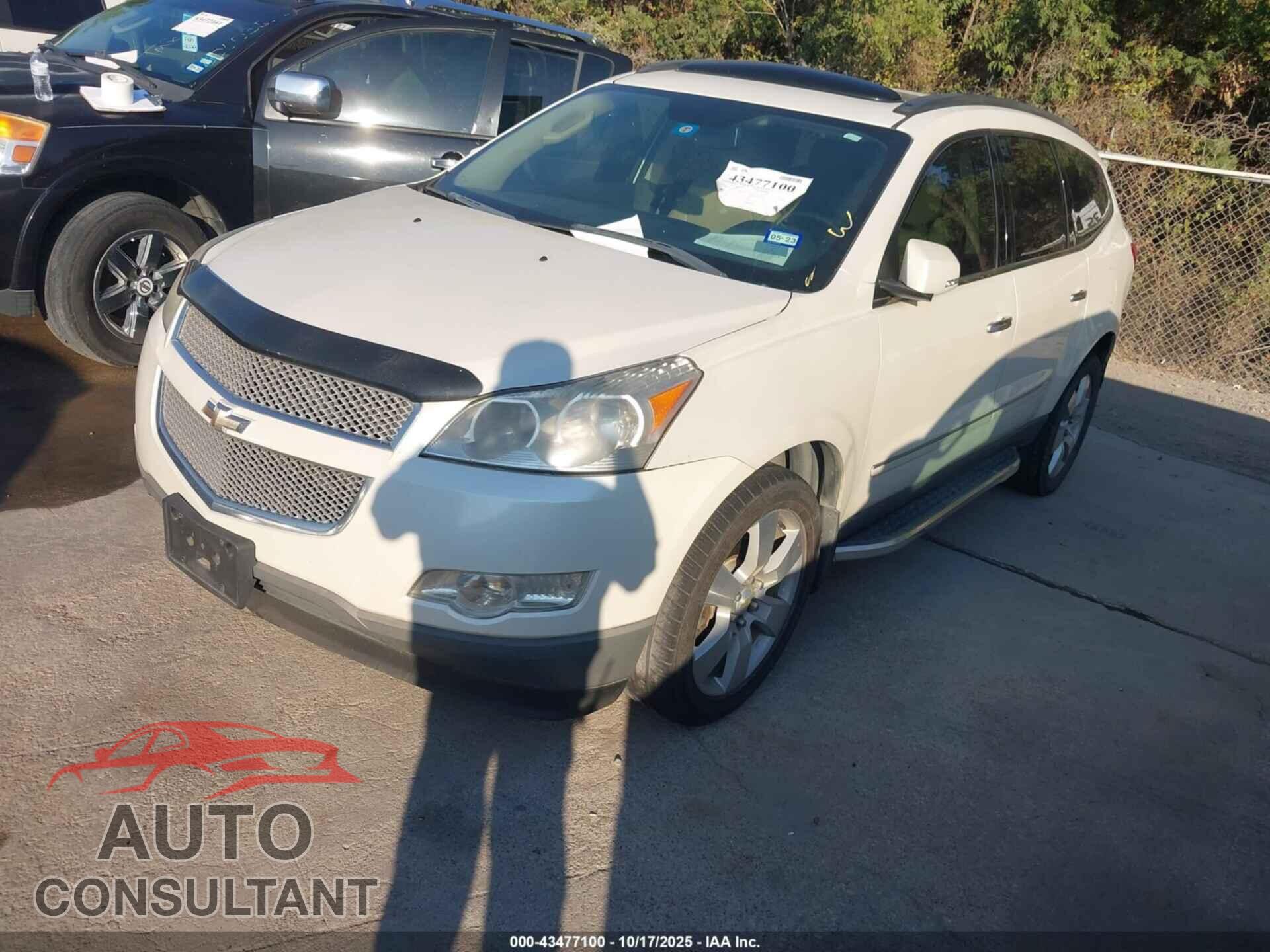 CHEVROLET TRAVERSE 2011 - 1GNKVLED7BJ289311