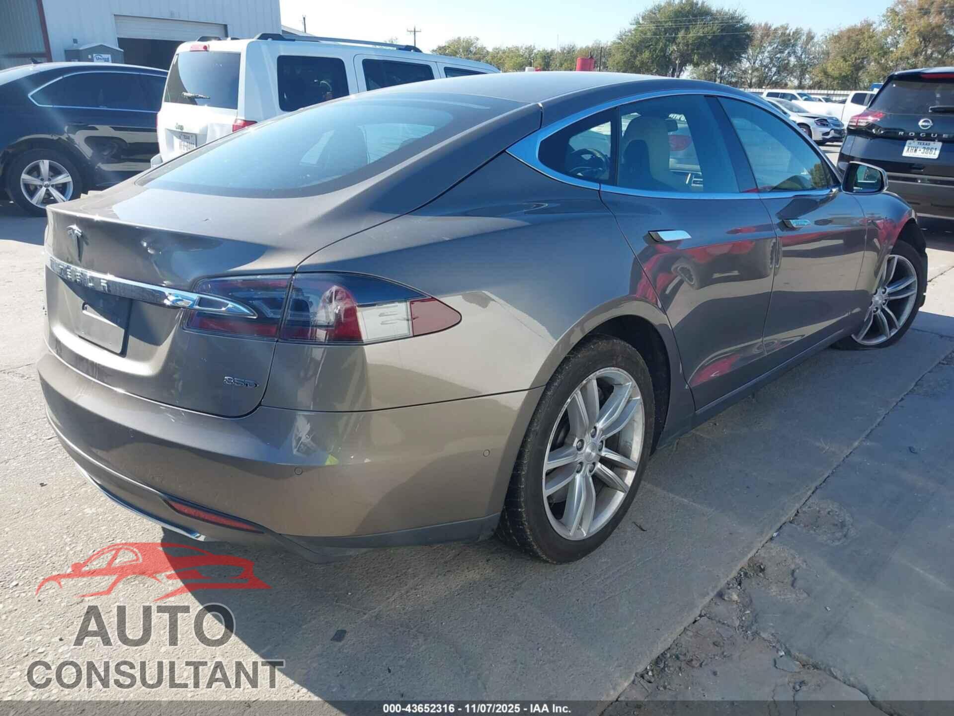 TESLA MODEL S 2015 - 5YJSA1H2XFF086154