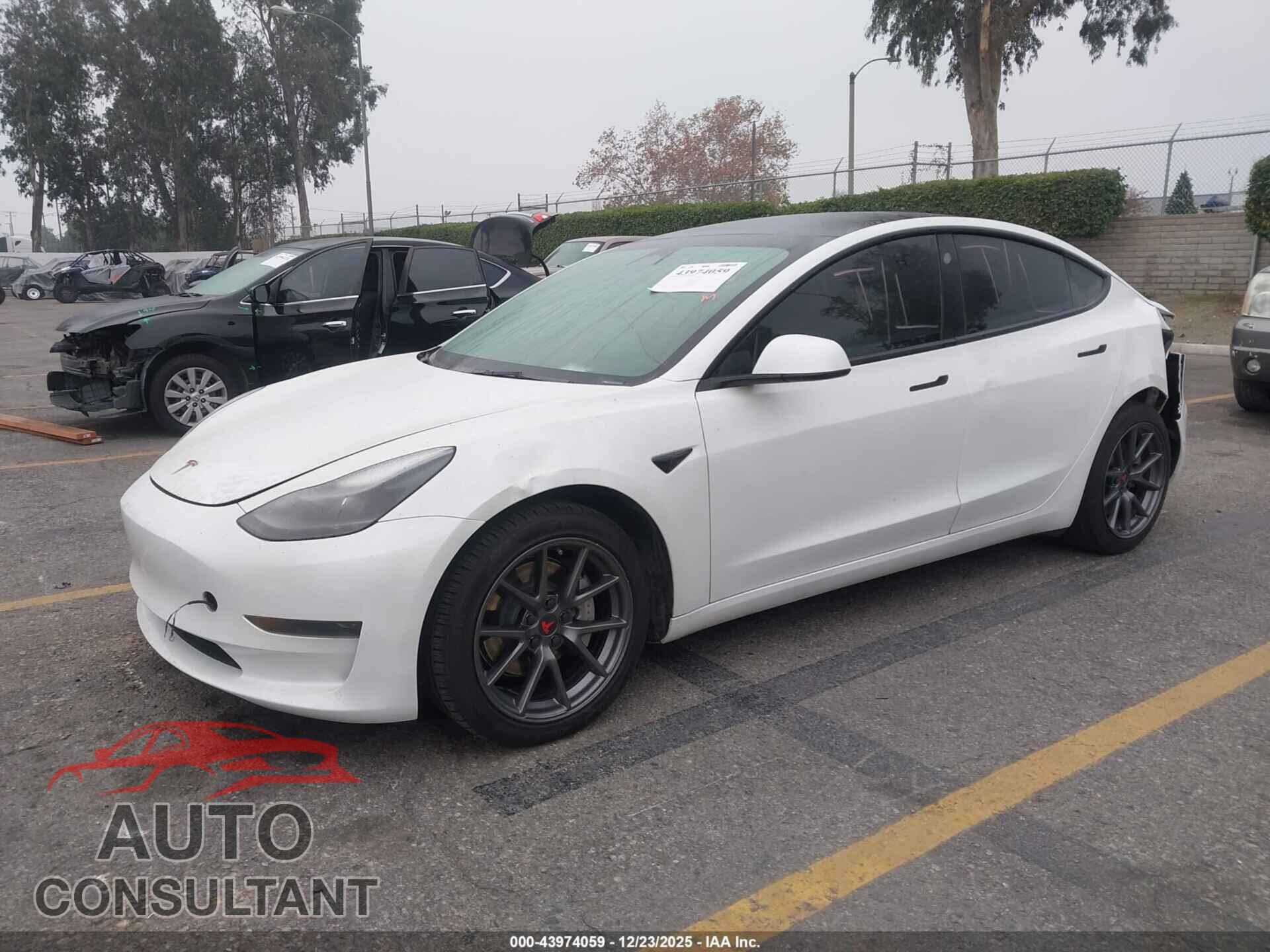TESLA MODEL 3 2023 - 5YJ3E1EA2PF516779
