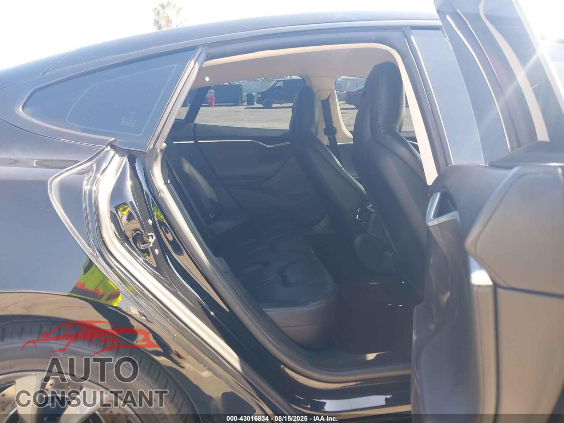 TESLA MODEL S 2014 - 5YJSA1H10EFP60558