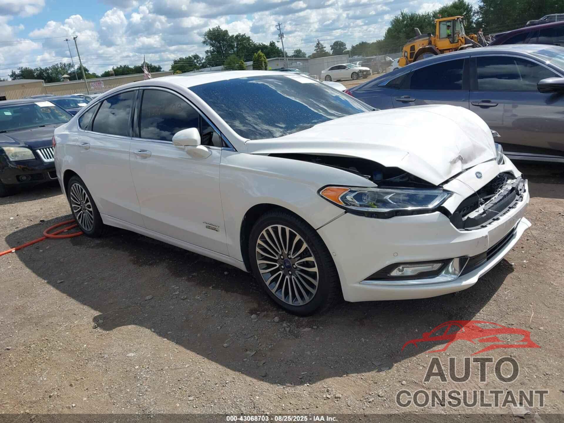 FORD FUSION ENERGI 2018 - 3FA6P0SU2JR107435