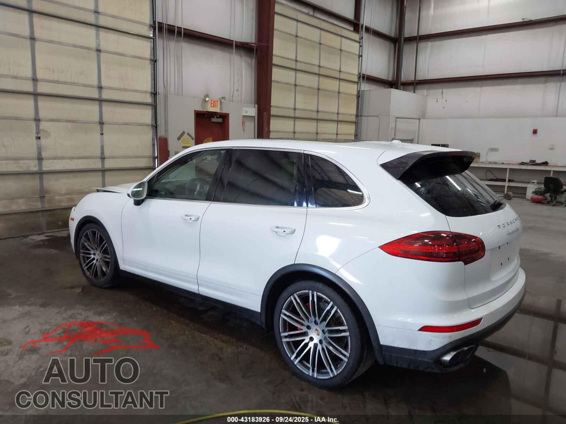 PORSCHE CAYENNE 2016 - WP1AC2A20GLA88062