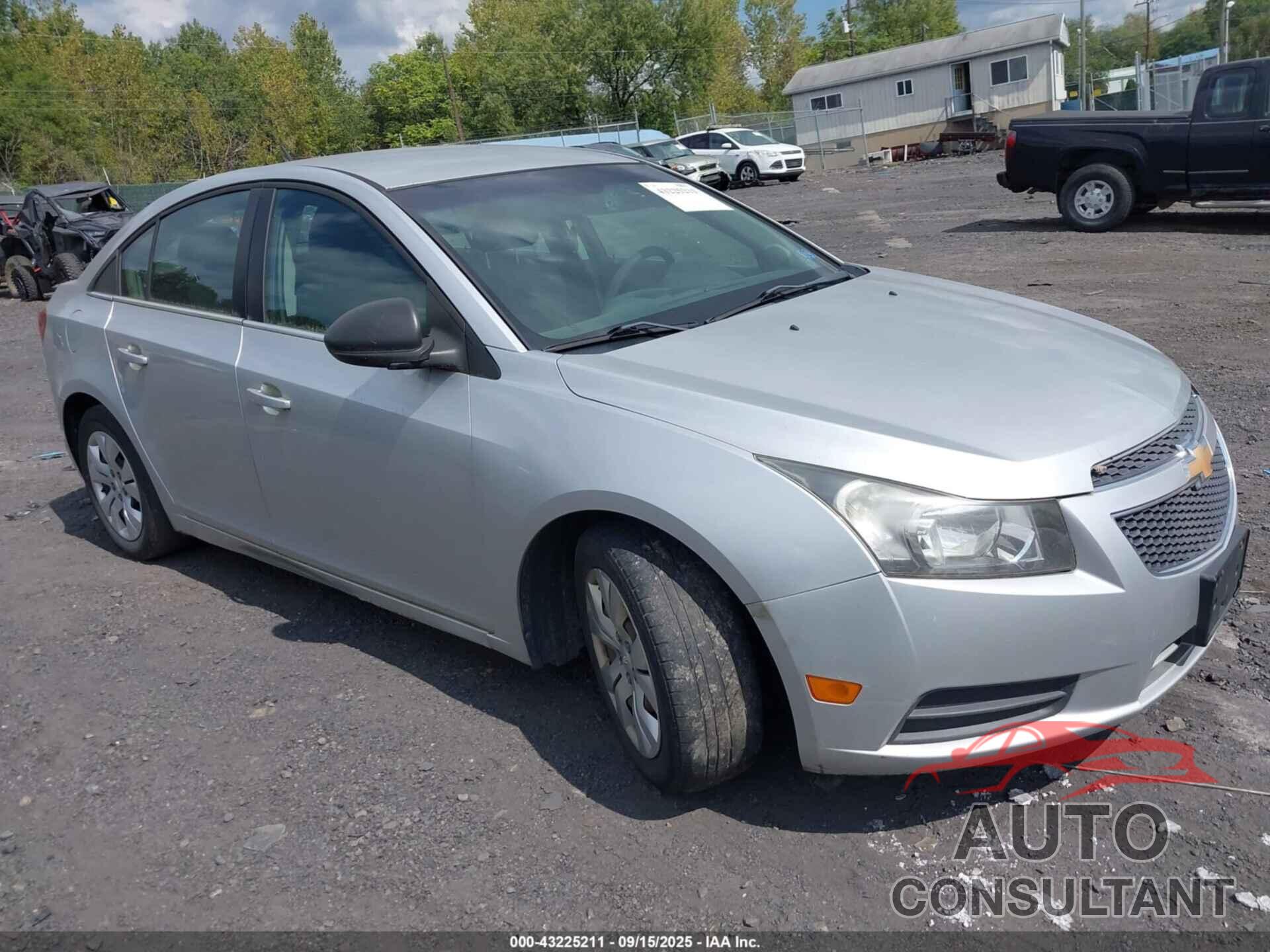 CHEVROLET CRUZE 2012 - 1G1PC5SH6C7260591