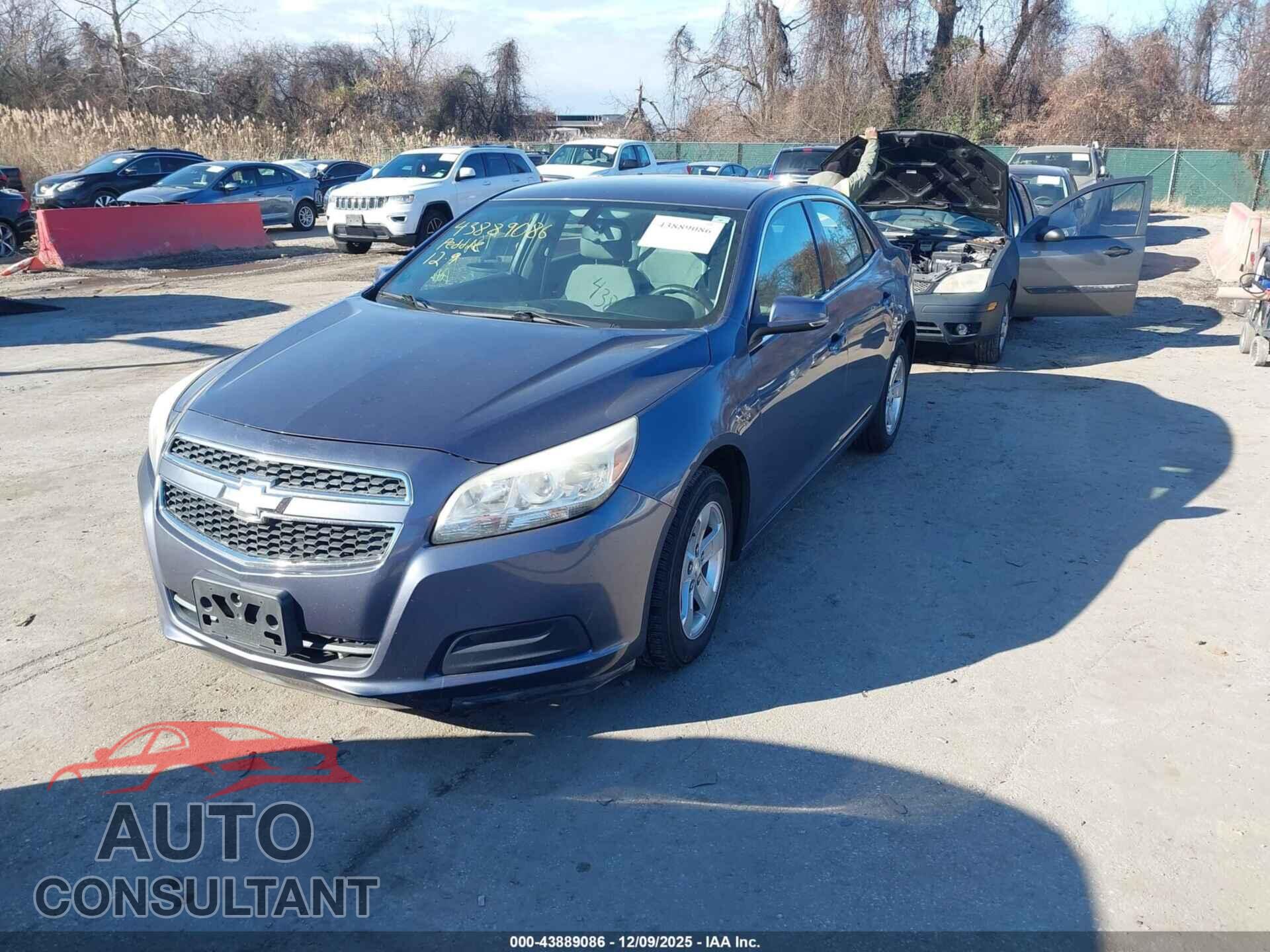 CHEVROLET MALIBU 2013 - 1G11C5SA2DF158317