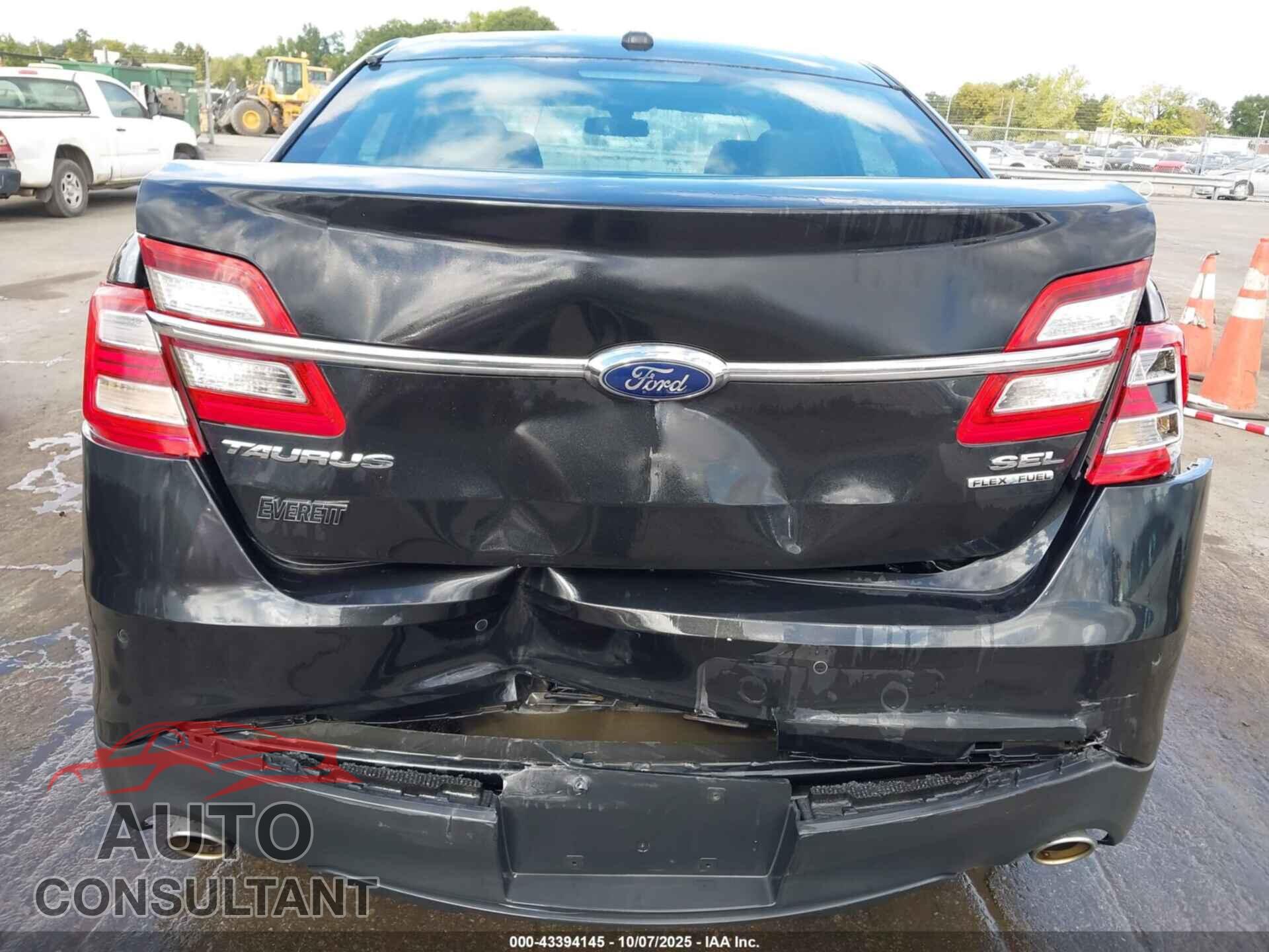 FORD TAURUS 2014 - 1FAHP2E87EG152113
