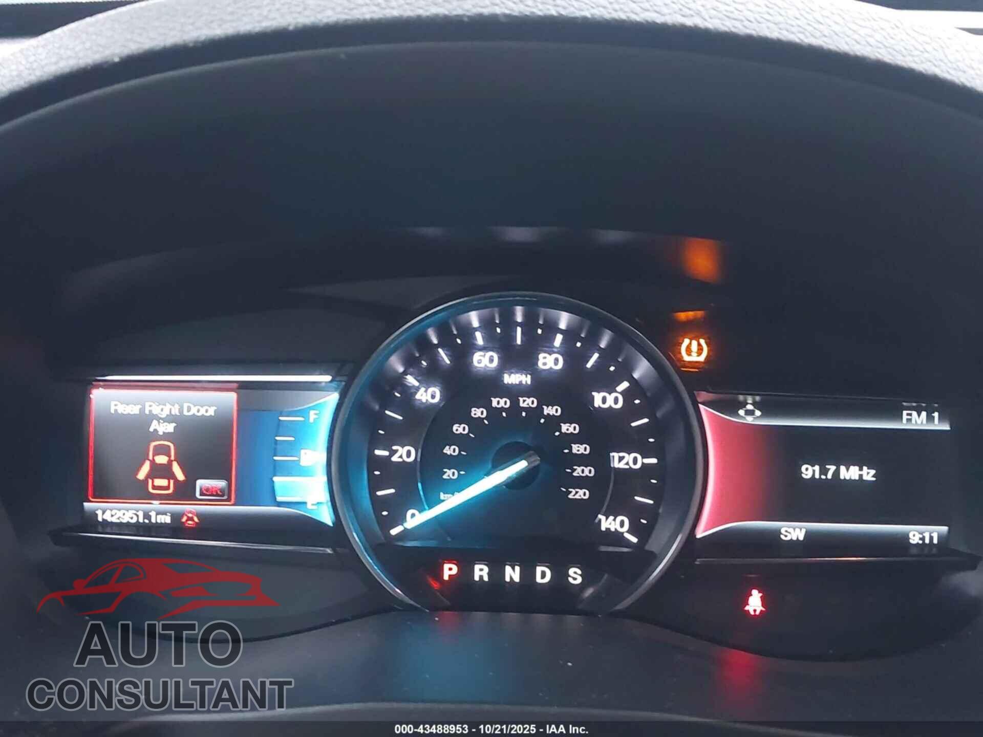 FORD EXPLORER 2018 - 1FM5K7F86JGB15518