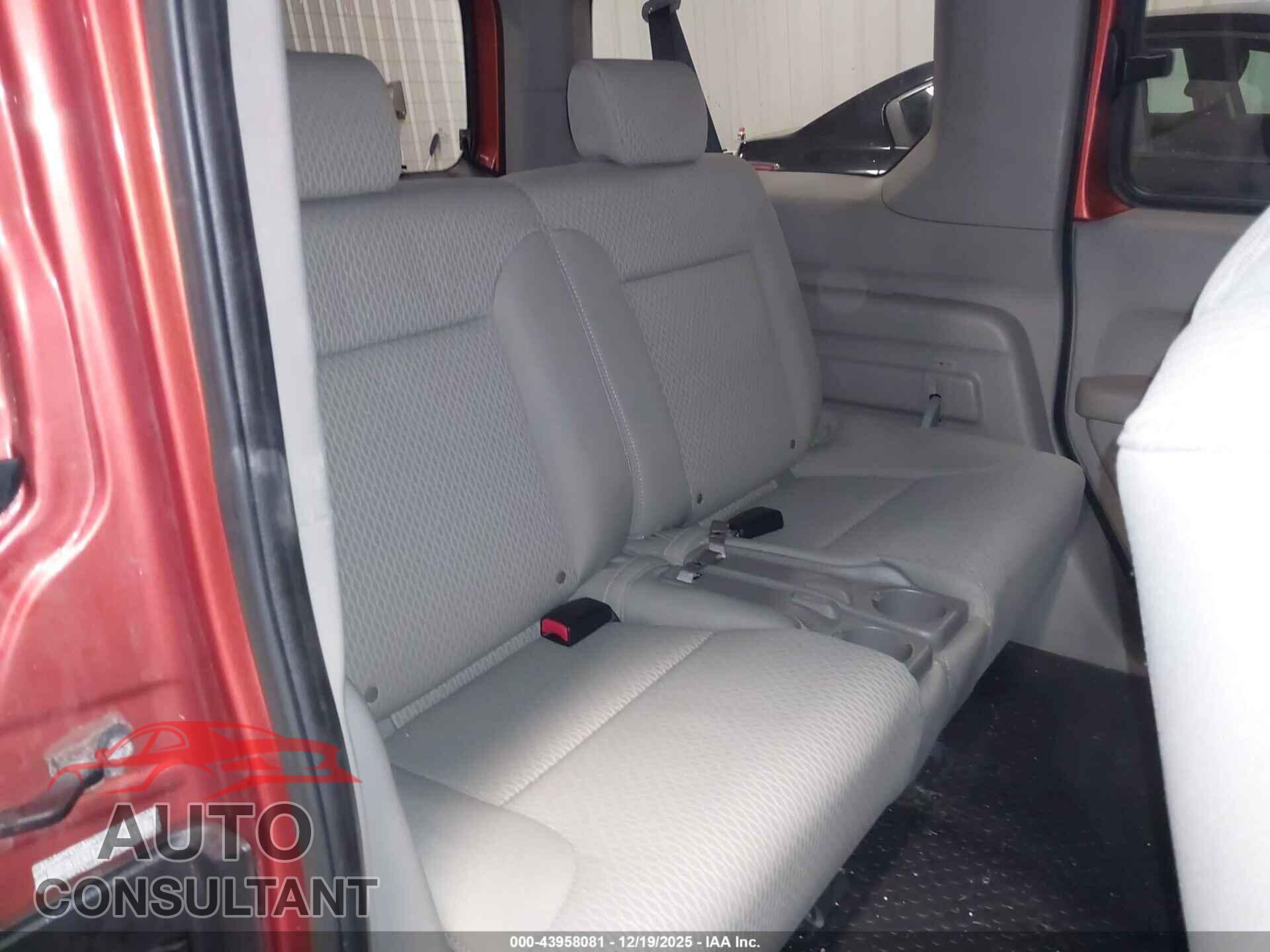 HONDA ELEMENT 2011 - 5J6YH2H75BL001312