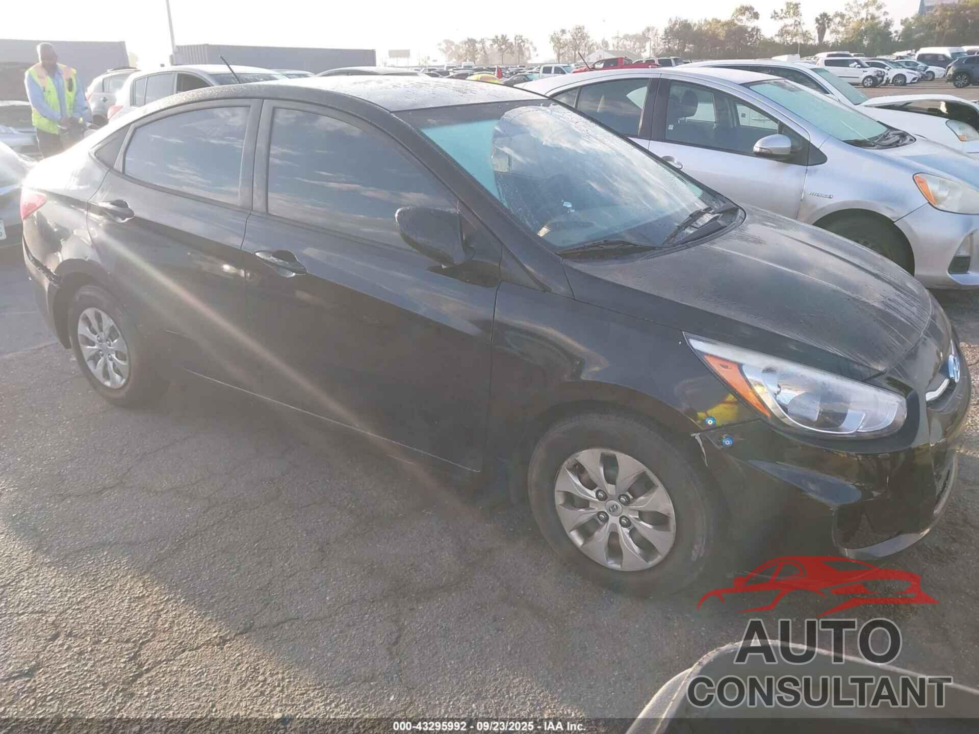 HYUNDAI ACCENT 2016 - KMHCT4AE4GU948065
