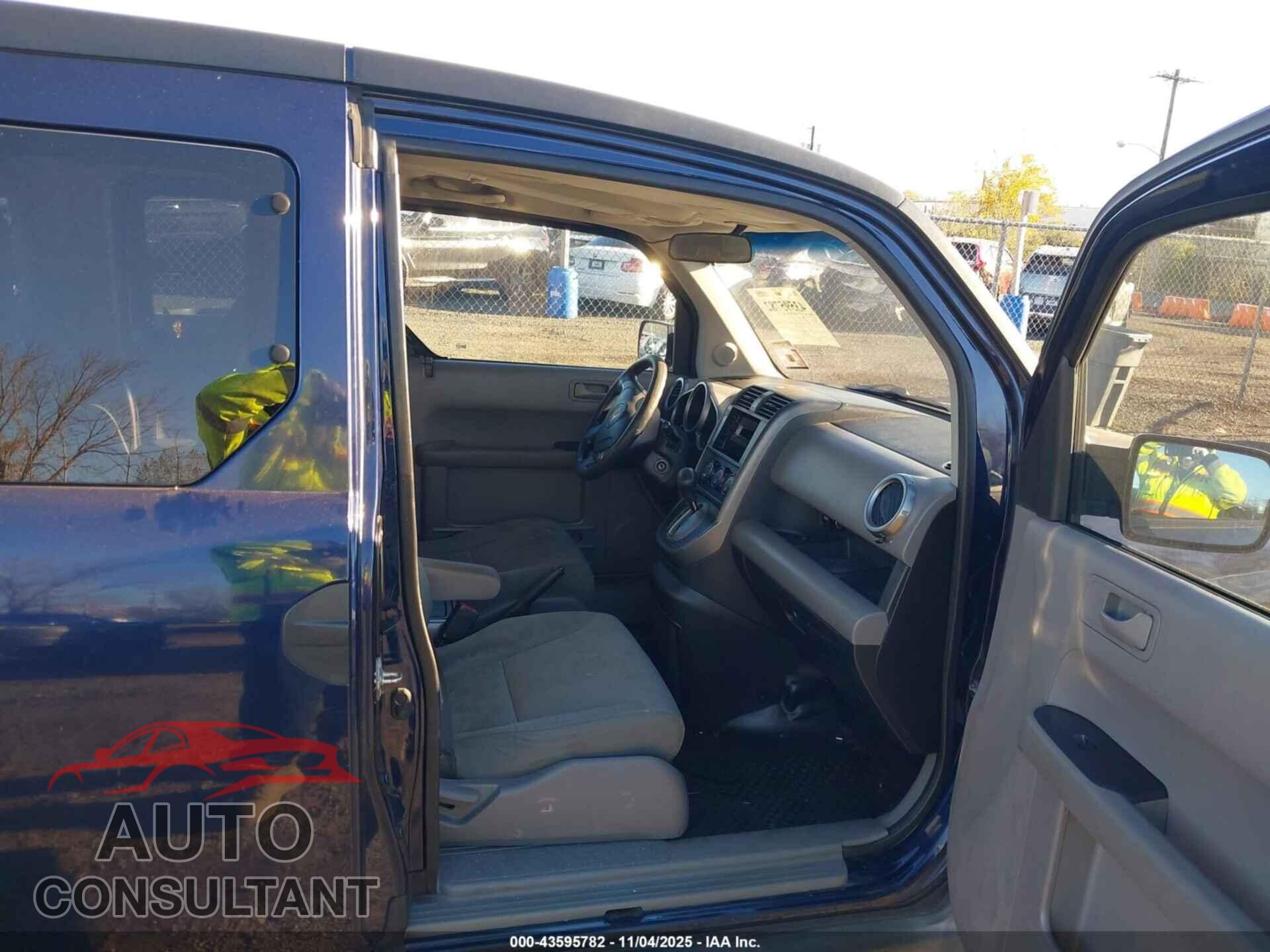 HONDA ELEMENT 2010 - 5J6YH2H77AL004744