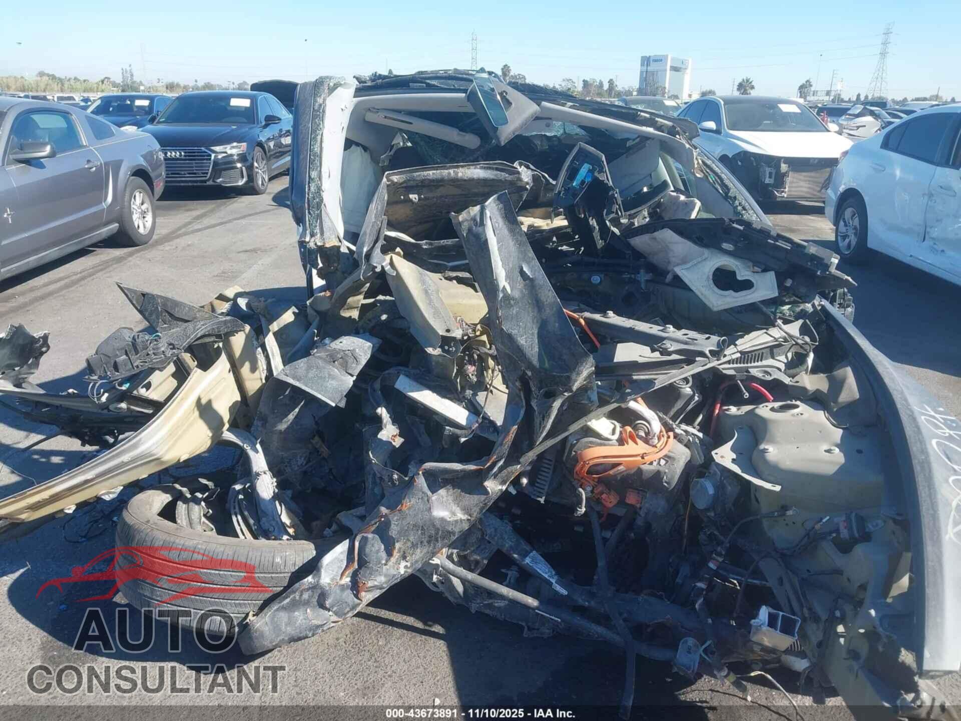 TESLA MODEL 3 2024 - 5YJ3E1EA3RF738802