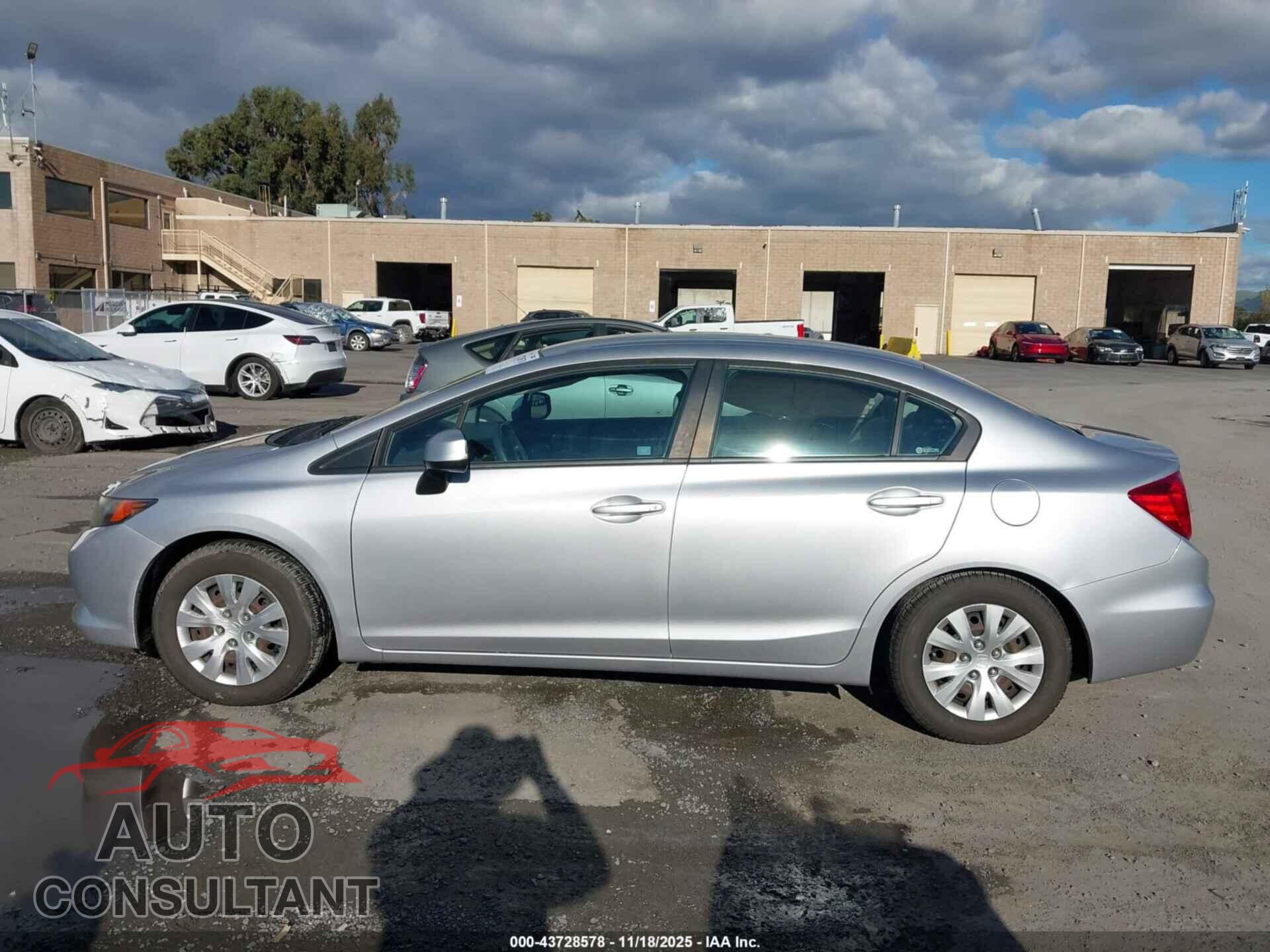 HONDA CIVIC 2012 - 19XFB2F59CE348524