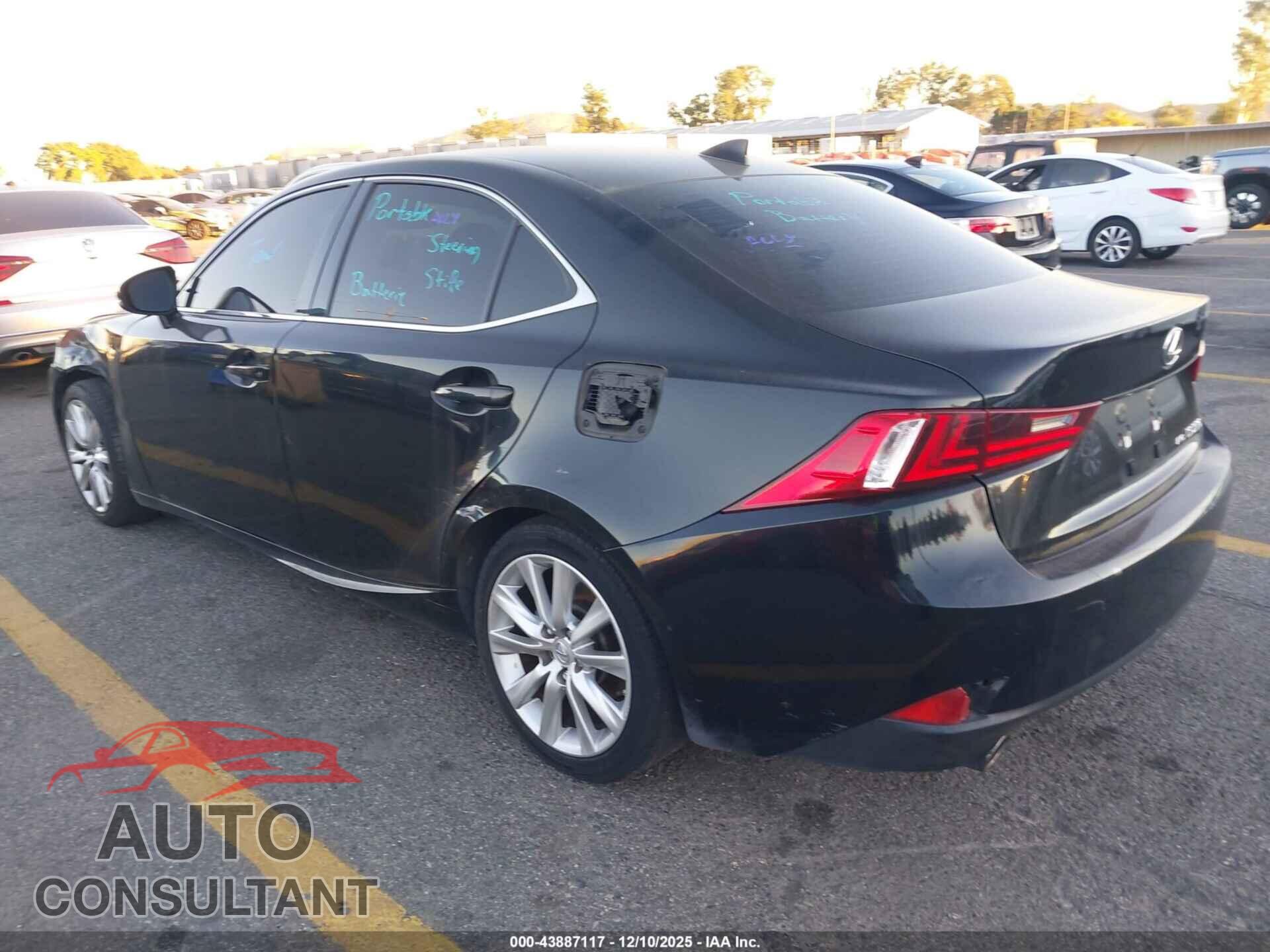 LEXUS IS 250 2015 - JTHCF1D21F5026100