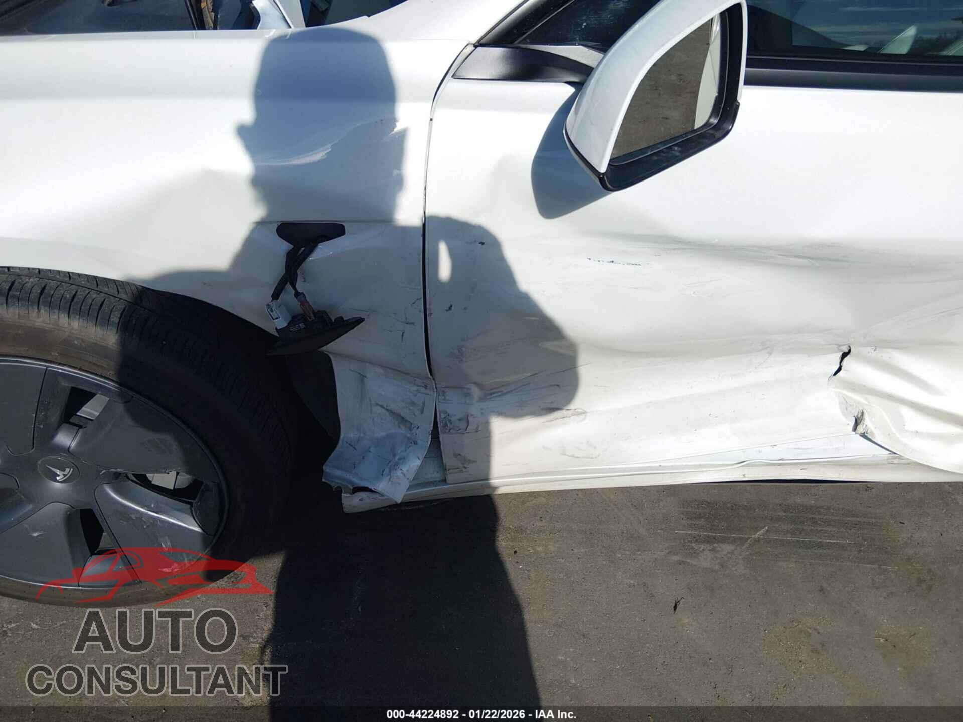 TESLA MODEL 3 2023 - 5YJ3E1EA7PF464713