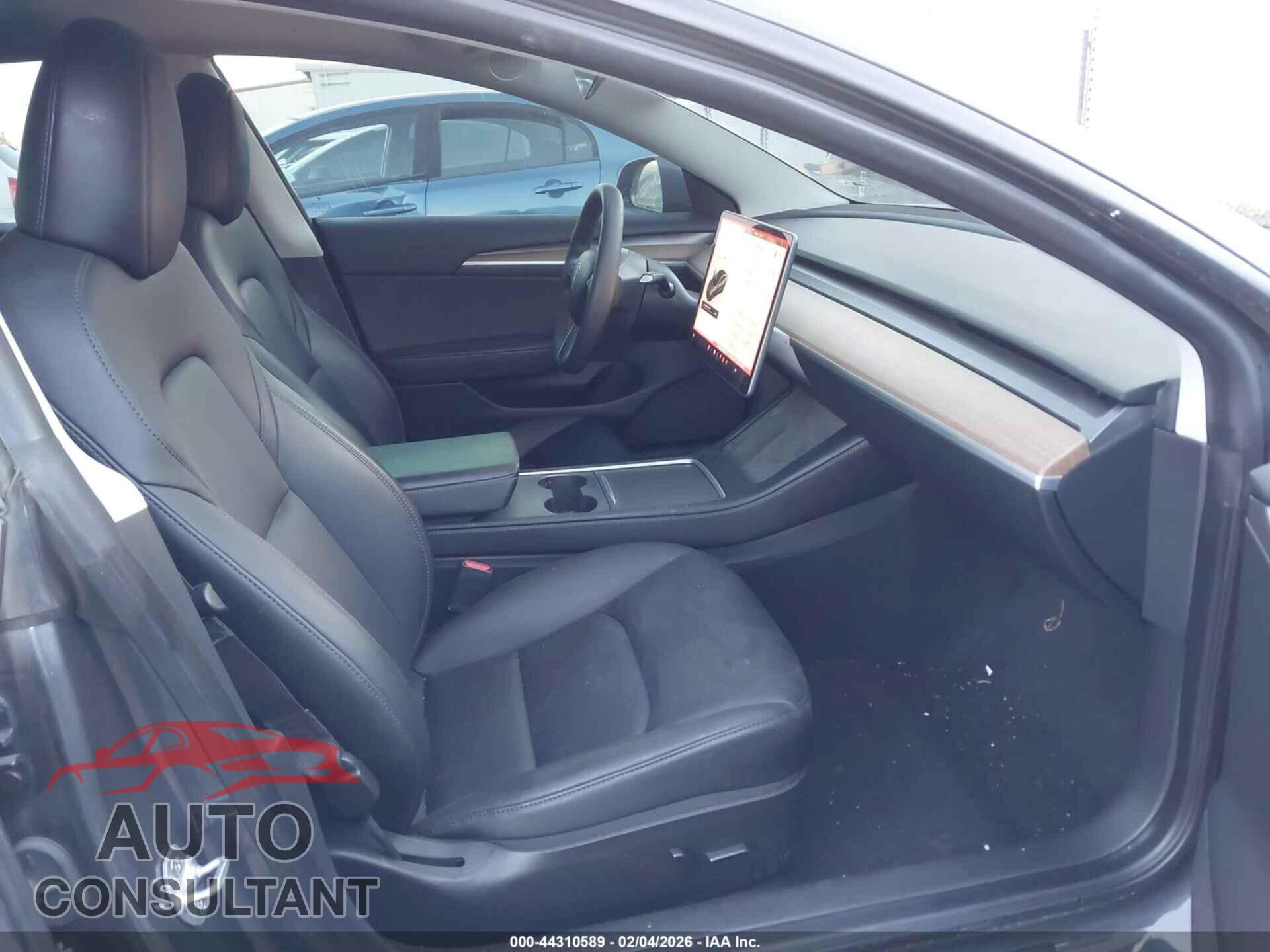 TESLA MODEL 3 2023 - 5YJ3E1EA4PF683046