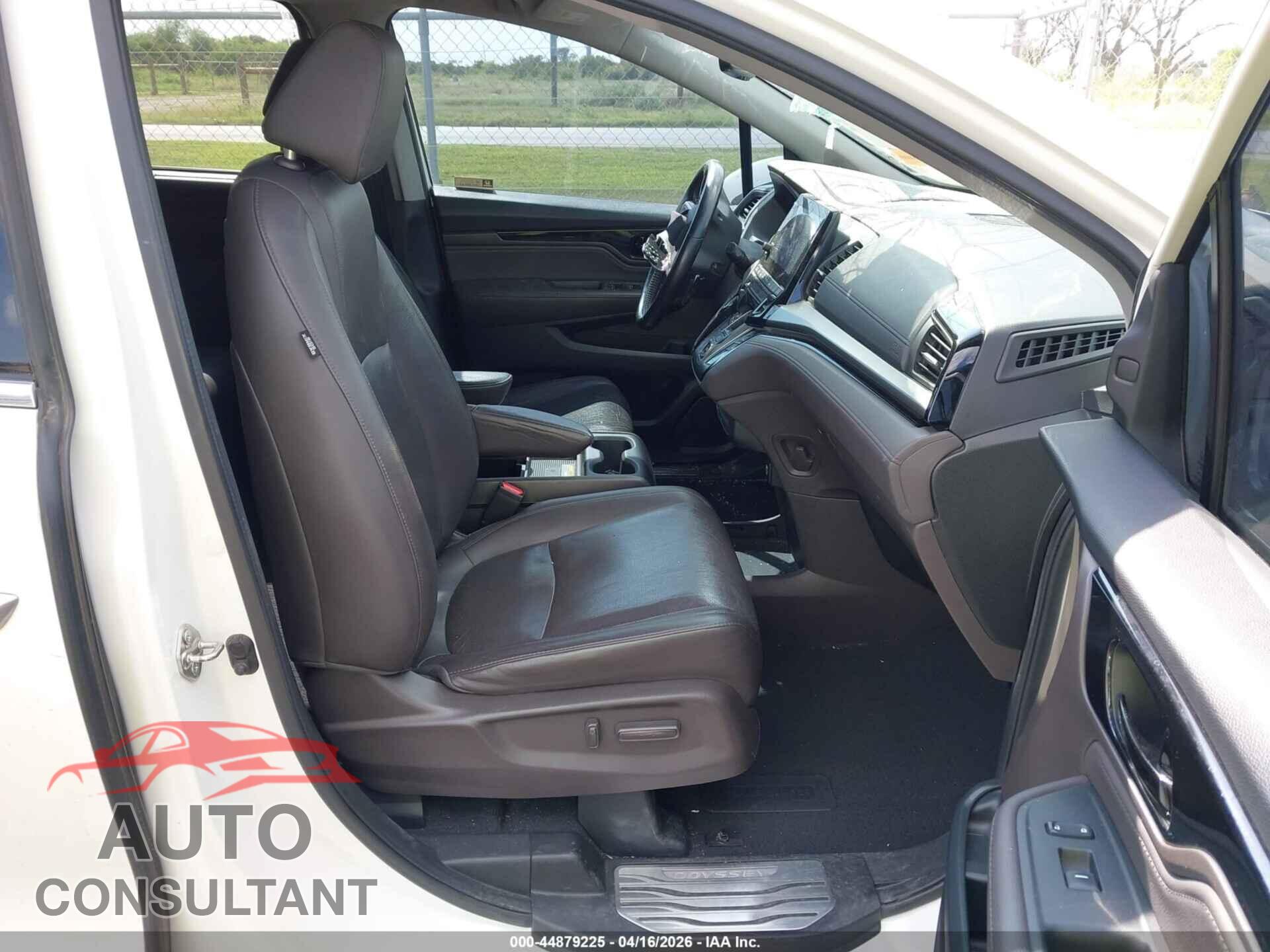 HONDA ODYSSEY 2018 - 5FNRL6H9XJB065266
