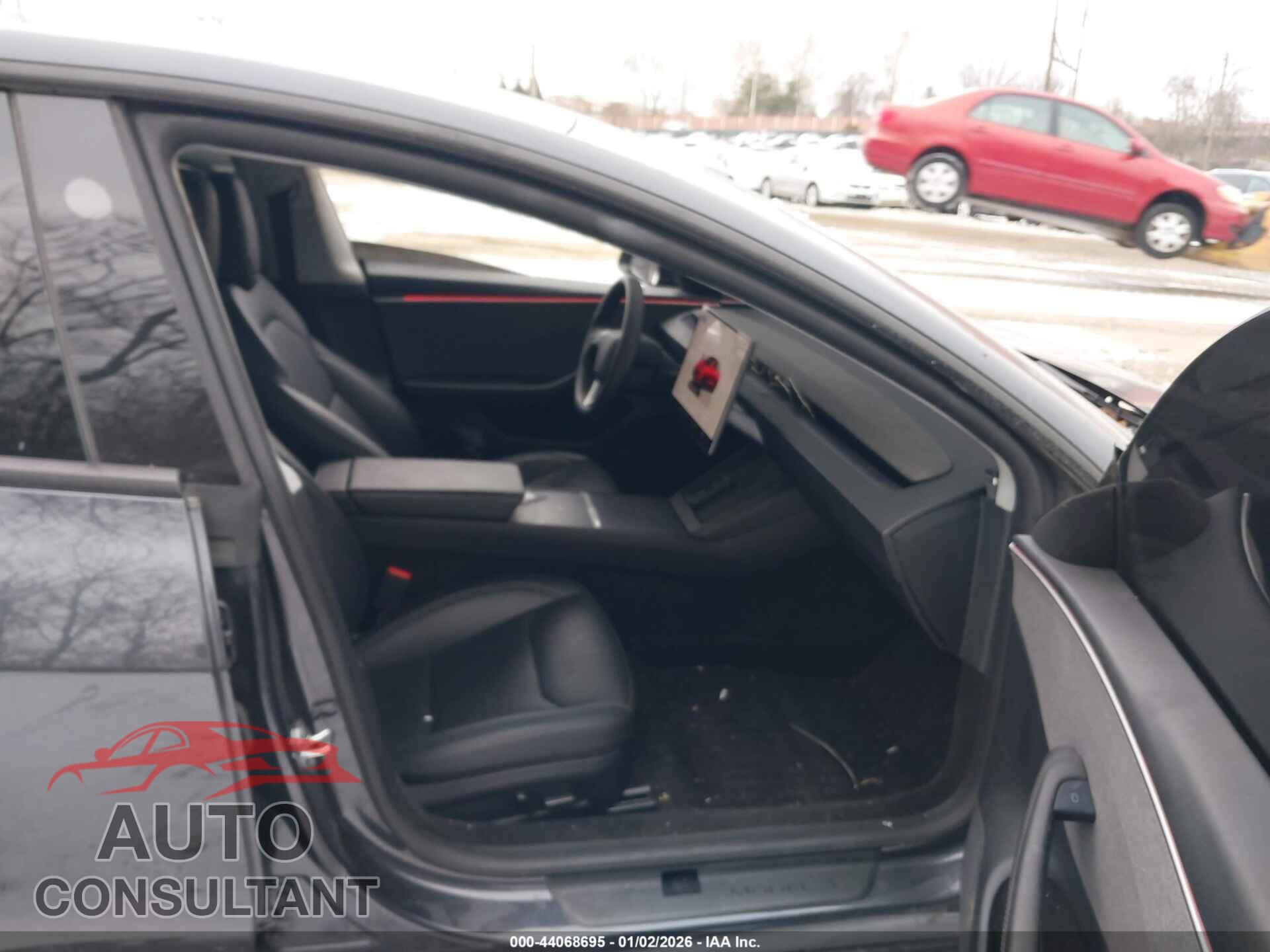 TESLA MODEL 3 2025 - 5YJ3E1EA4SF024120