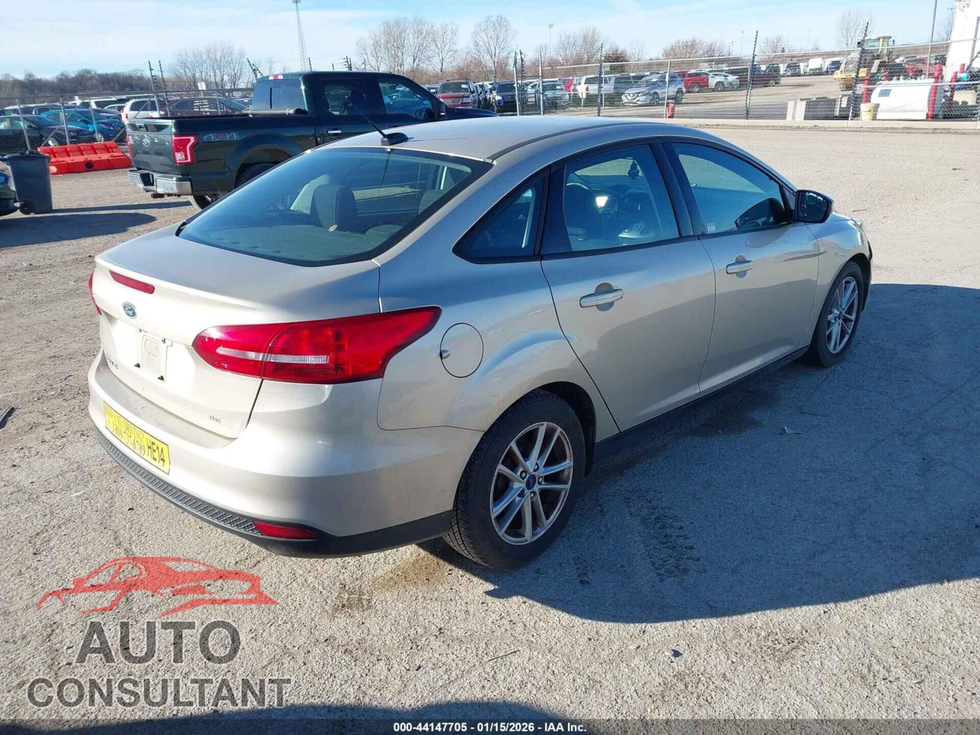 FORD FOCUS 2017 - 1FADP3F25HL327744