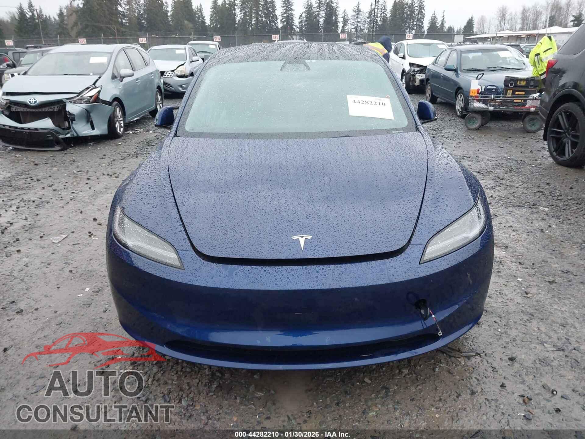 TESLA MODEL 3 2025 - 5YJ3E1EB9SF939327
