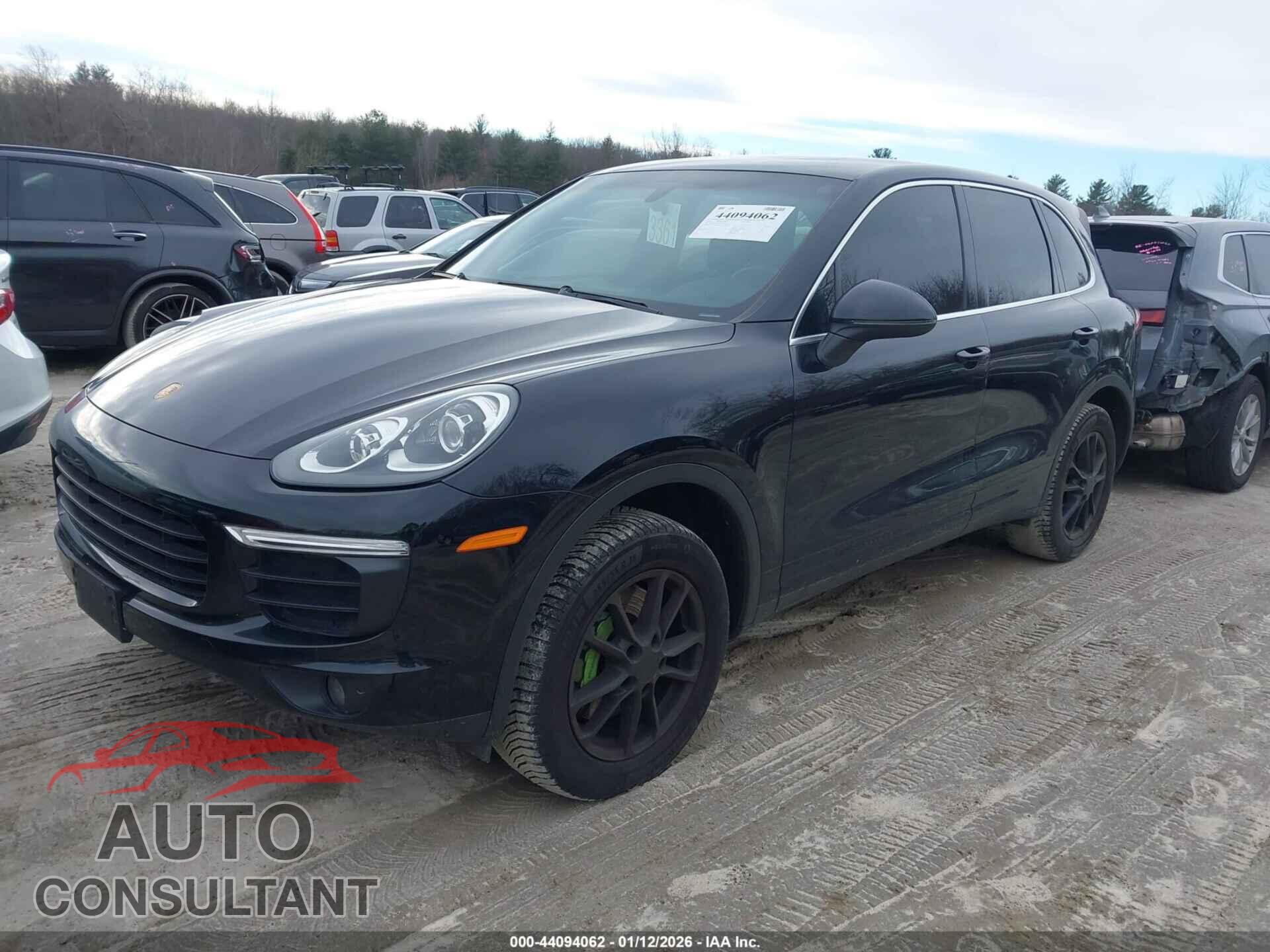PORSCHE CAYENNE 2016 - WP1AA2A27GKA11085