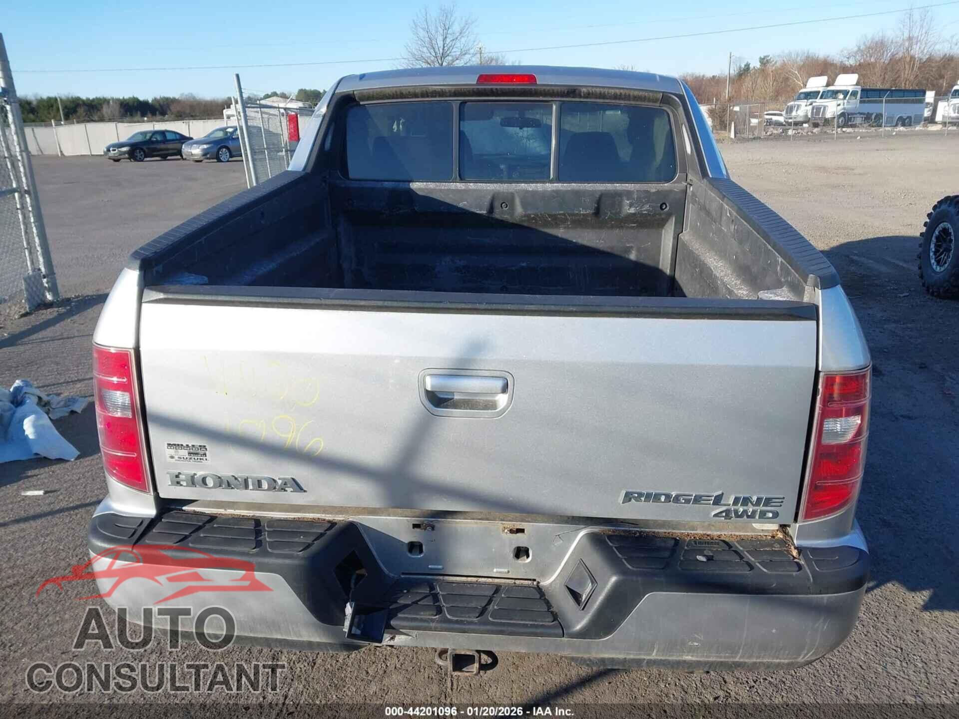 HONDA RIDGELINE 2011 - 5FPYK1F44BB010930