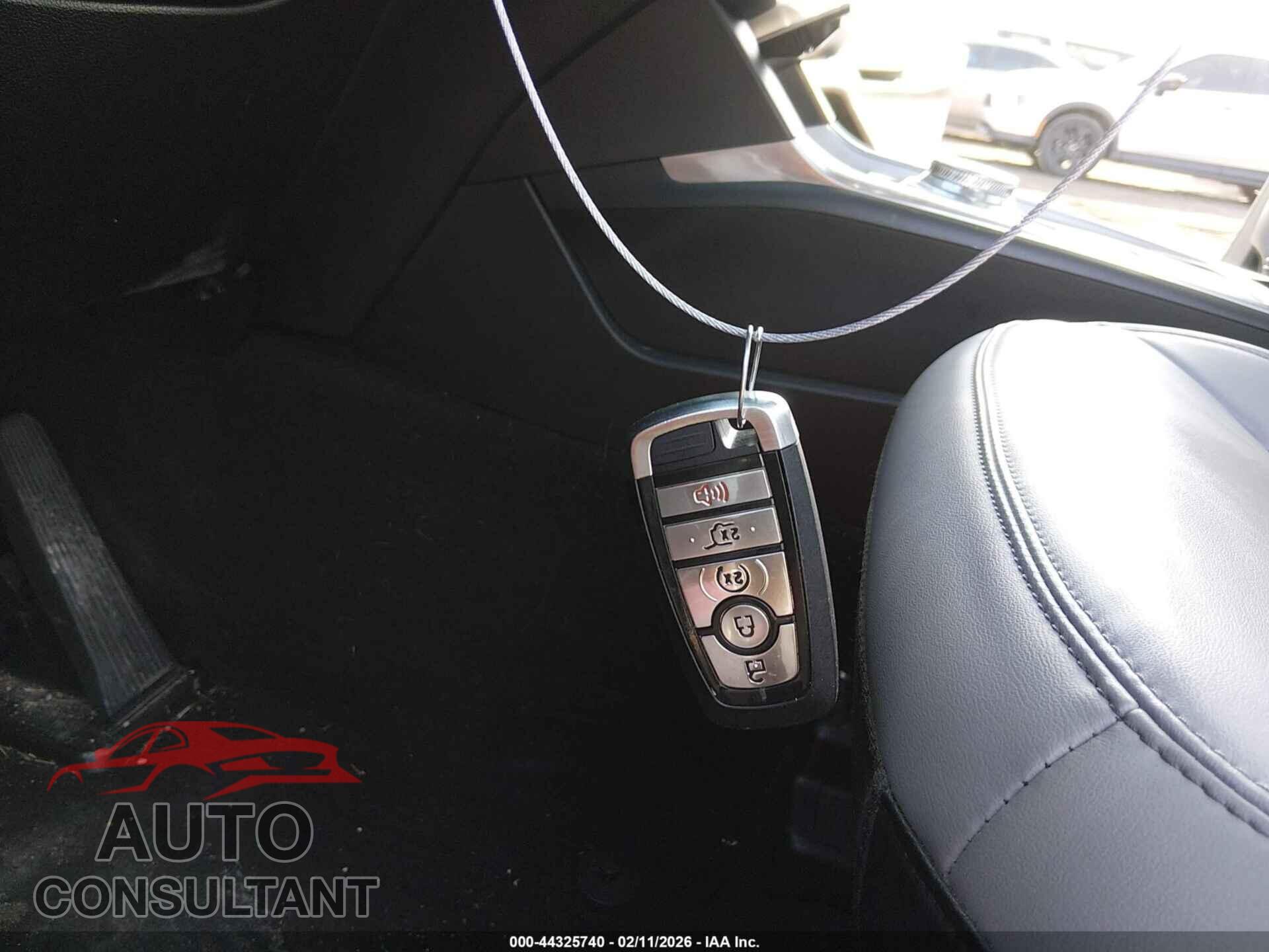 FORD EXPLORER 2021 - 1FMSK7DH5MGB92990