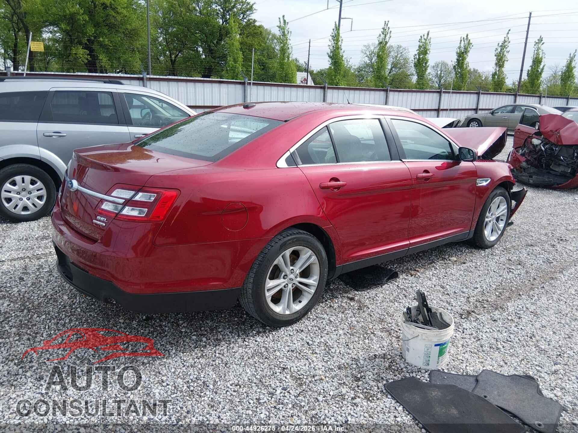 FORD TAURUS 2015 - 1FAHP2E80FG167540