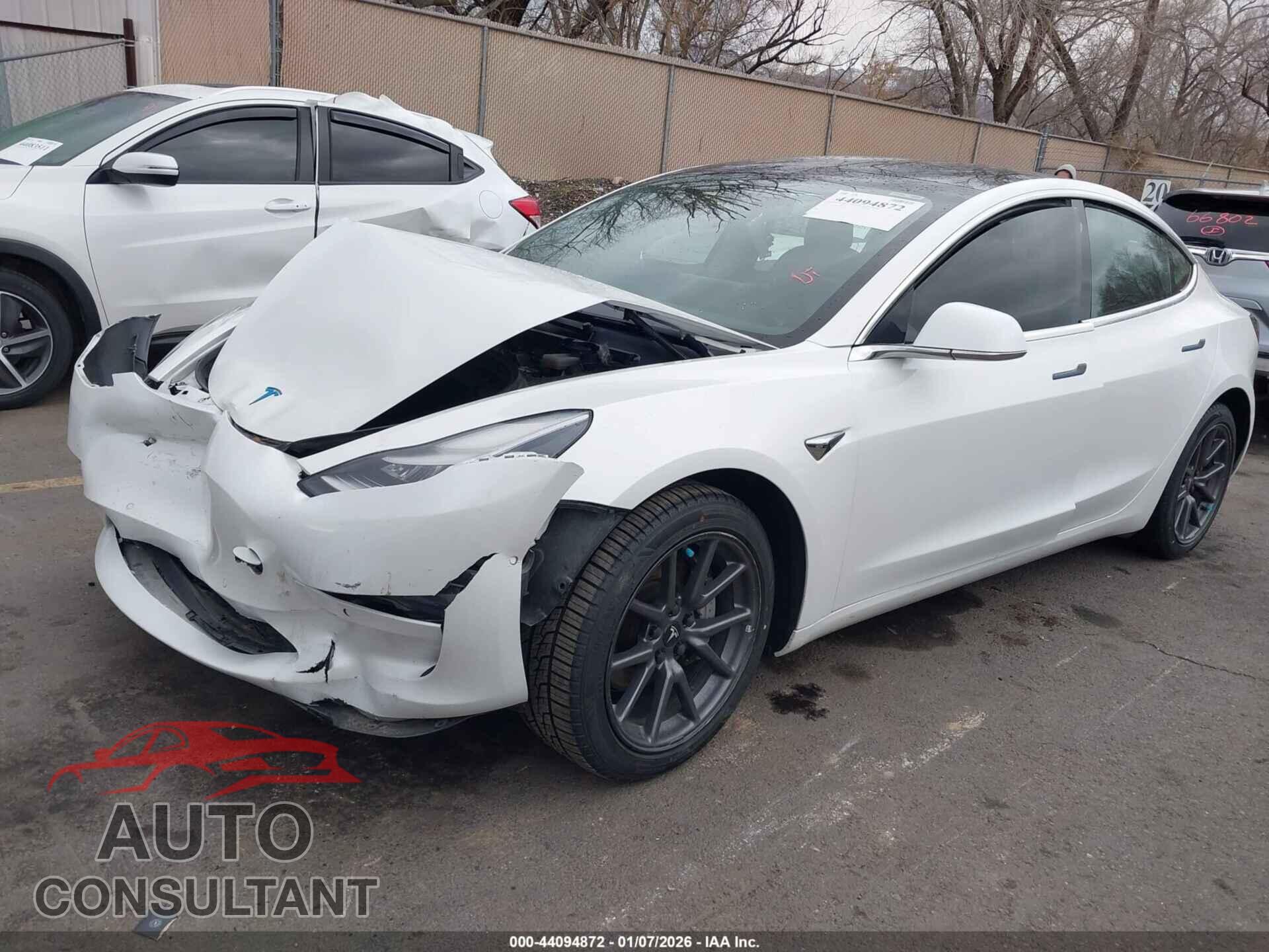 TESLA MODEL 3 2020 - 5YJ3E1EB6LF637186