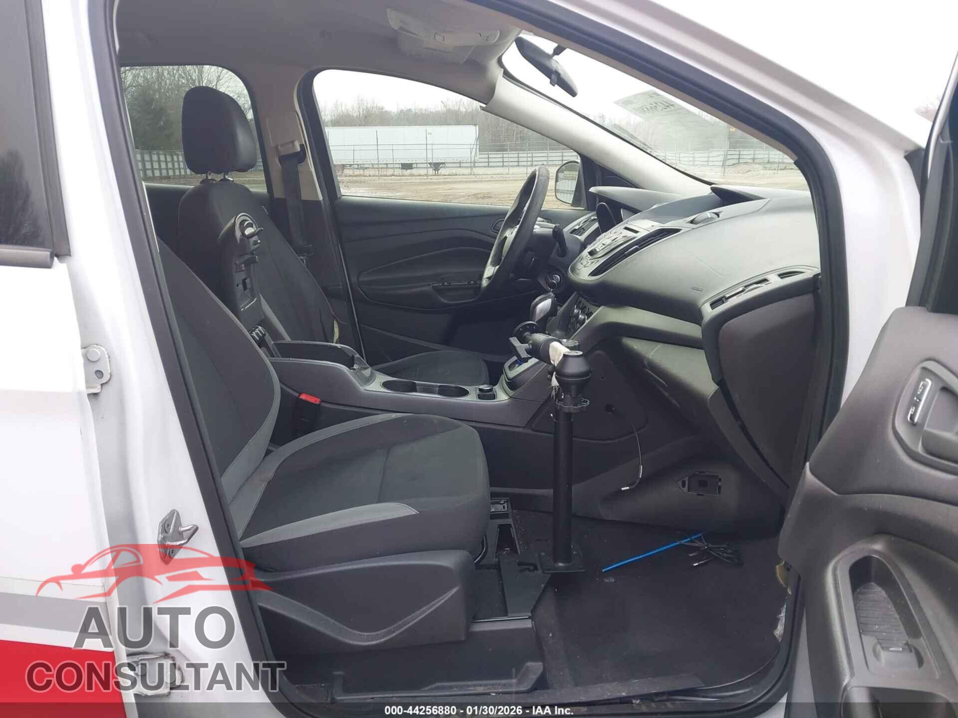 FORD ESCAPE 2014 - 1FMCU0F74EUC17827