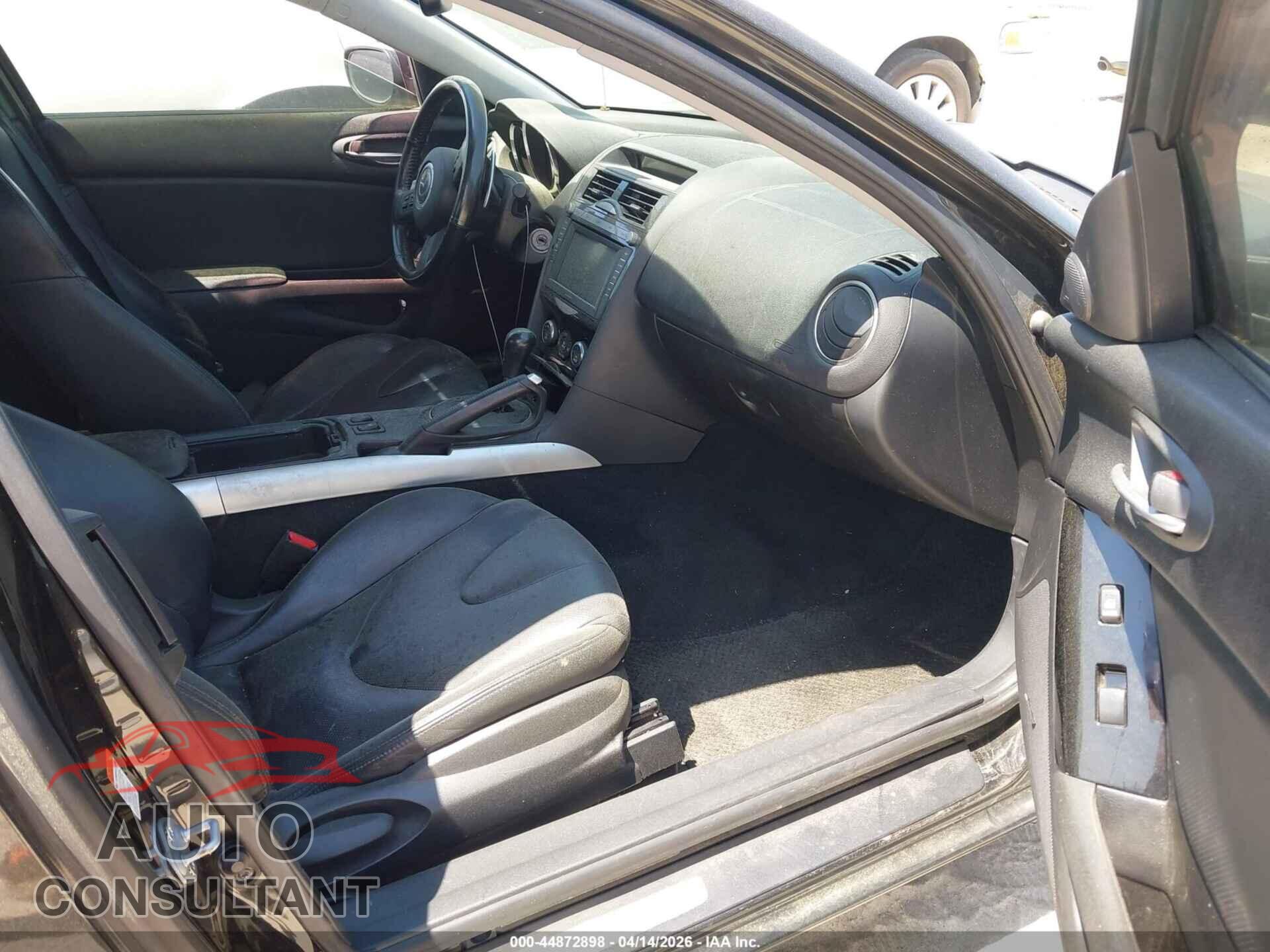 MAZDA RX-8 2011 - JM1FE1SP6B0405391