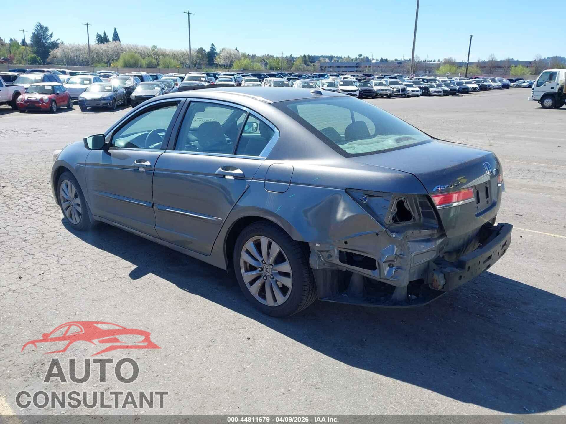 HONDA ACCORD 2012 - 1HGCP2F88CA201632