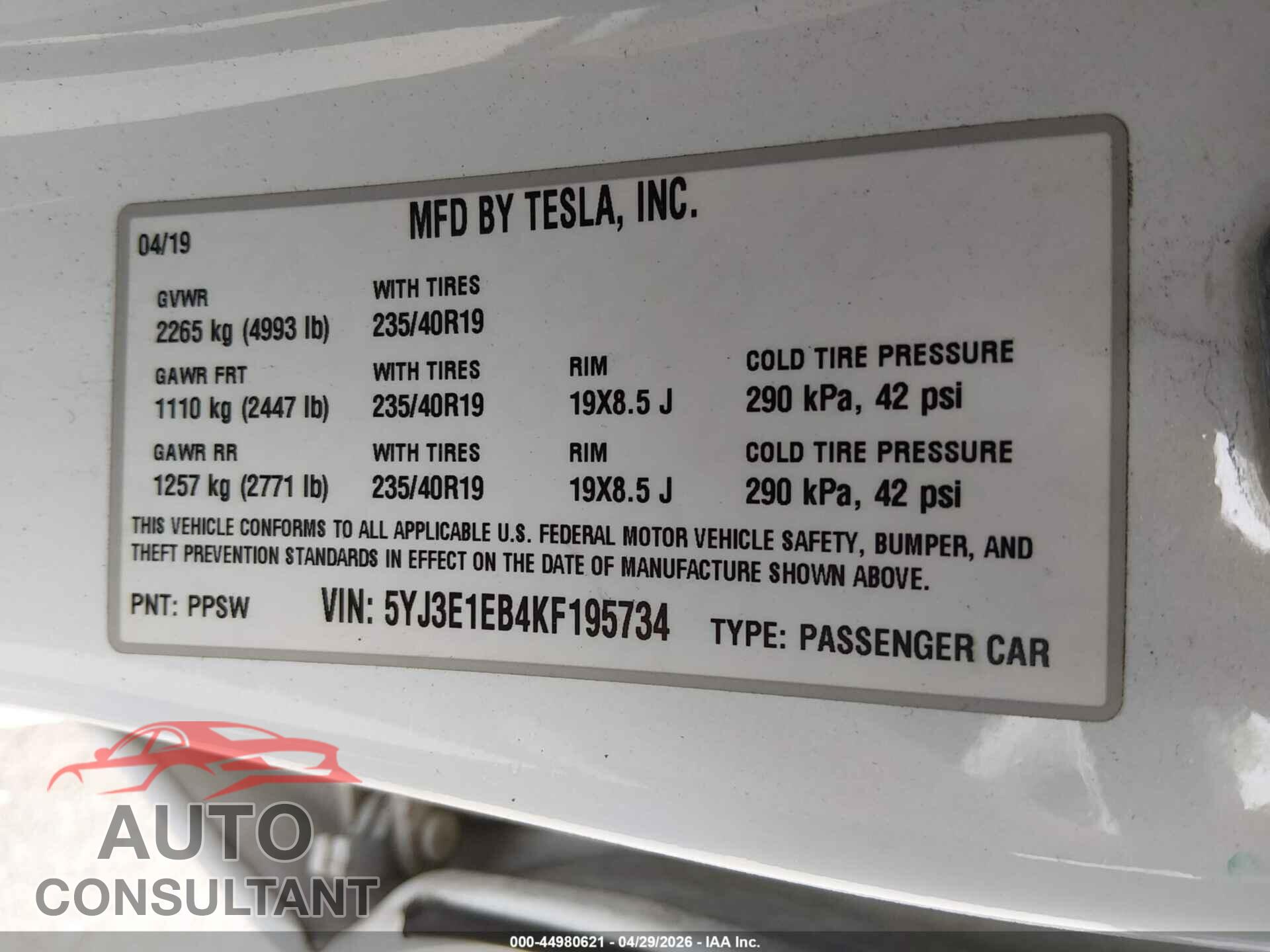 TESLA MODEL 3 2019 - 5YJ3E1EB4KF195734