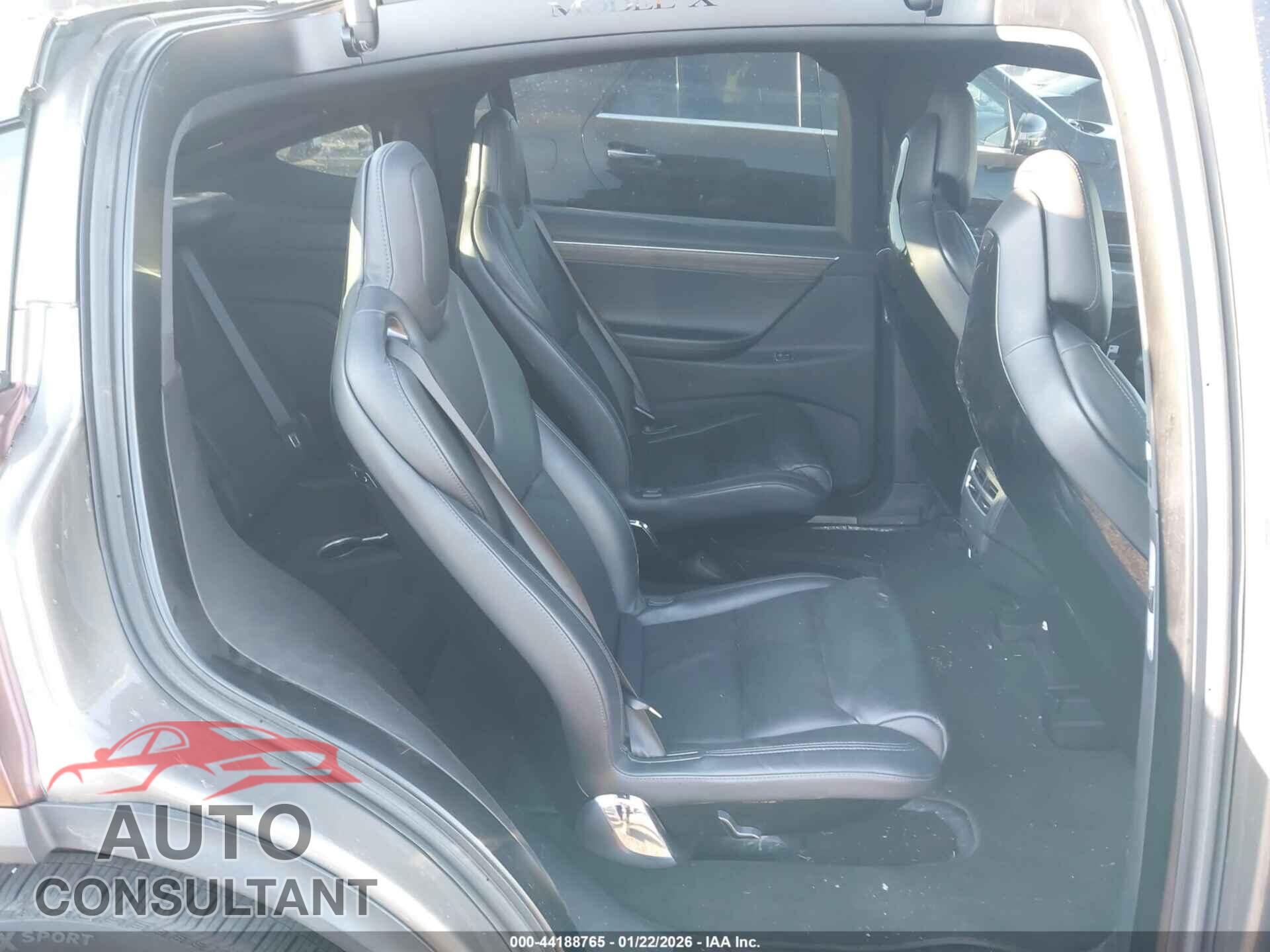 TESLA MODEL X 2016 - 5YJXCBE21GF019065