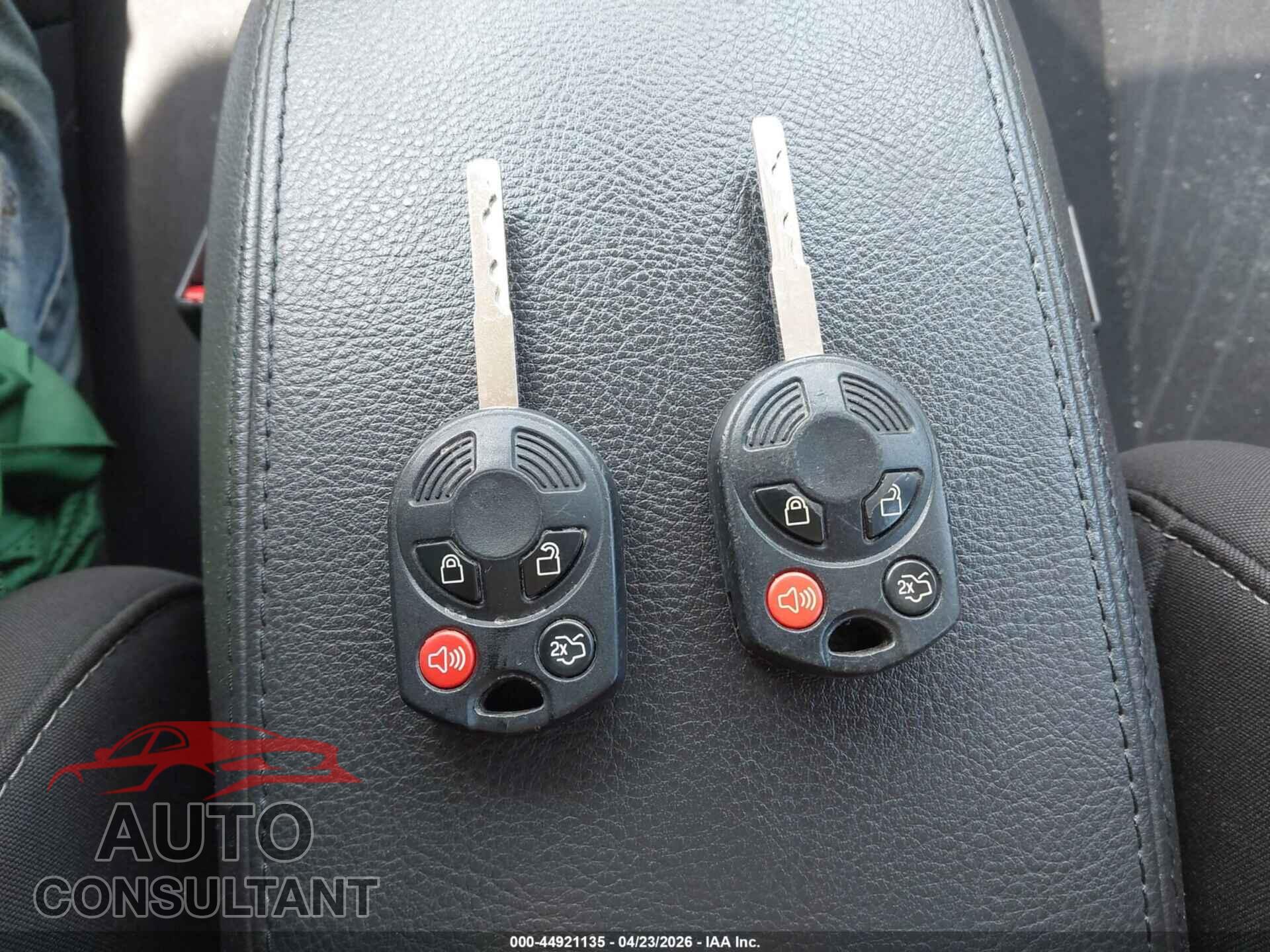 FORD FOCUS 2017 - 1FADP3FE2HL254407