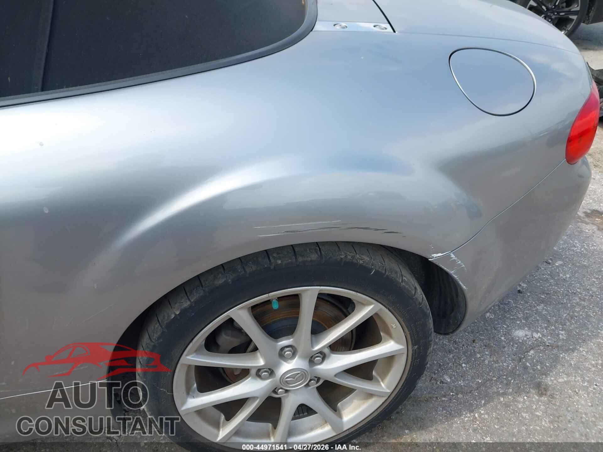 MAZDA MX-5 MIATA 2011 - JM1NC2NF4B0218466