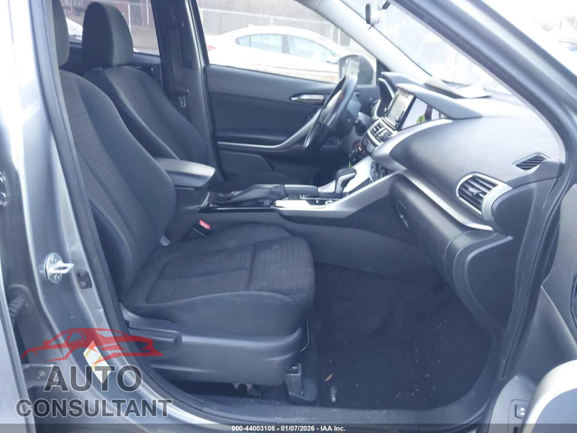 MITSUBISHI ECLIPSE CROSS 2019 - JA4AT3AA5KZ031645