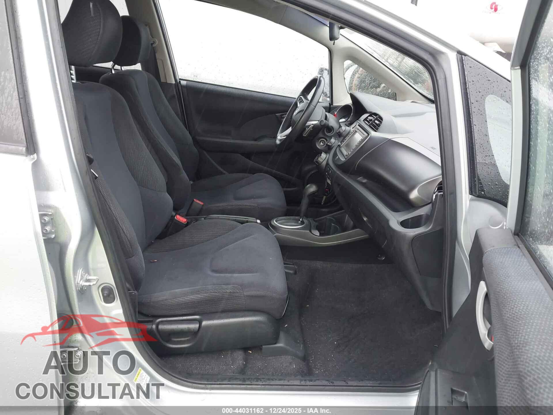 HONDA FIT 2012 - JHMGE8H68CC042196