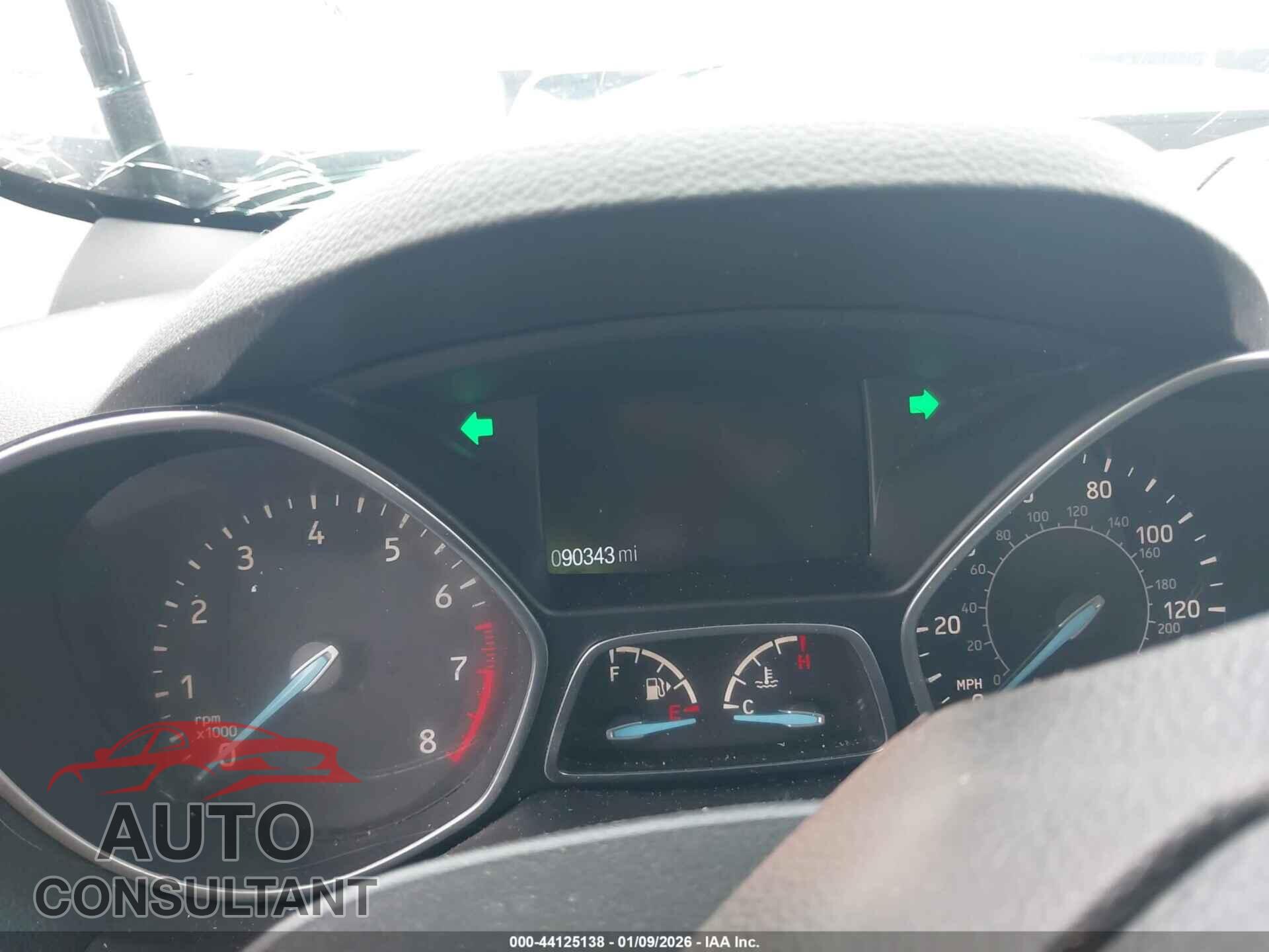 FORD ESCAPE 2017 - 1FMCU0G99HUC88896