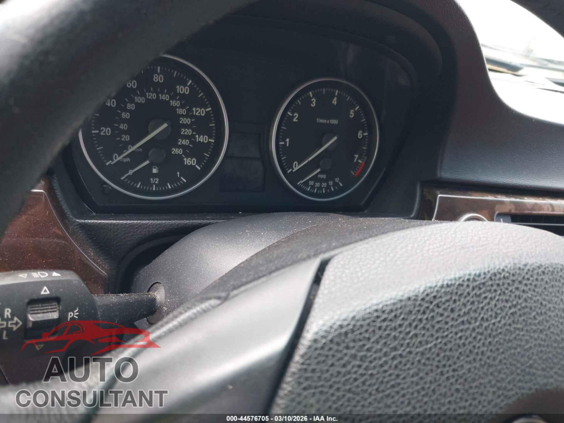 BMW 328I 2011 - WBAPH7C55BE851091
