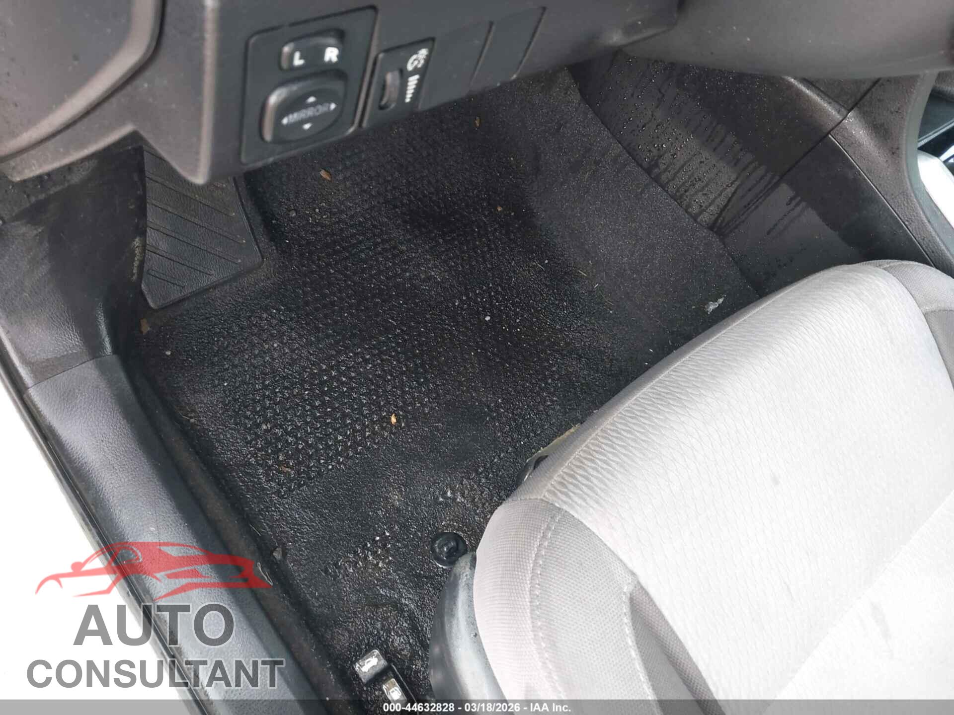 TOYOTA COROLLA 2017 - 5YFBPRHE2HP669574