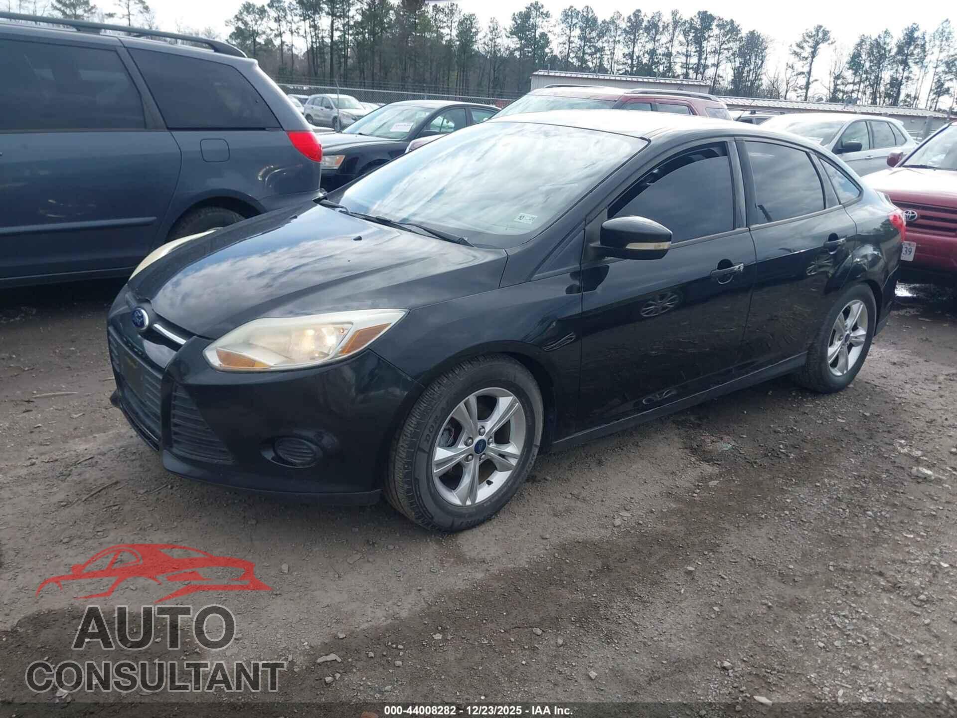 FORD FOCUS 2014 - 1FADP3F24EL379149