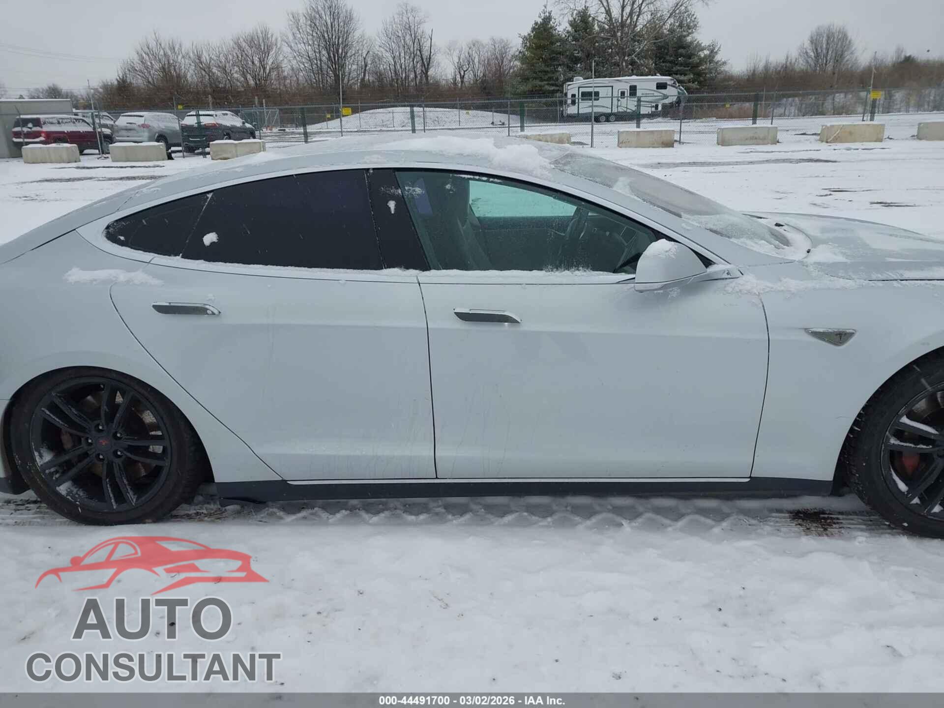 TESLA MODEL S 2013 - 5YJSA1CN2DFP07000