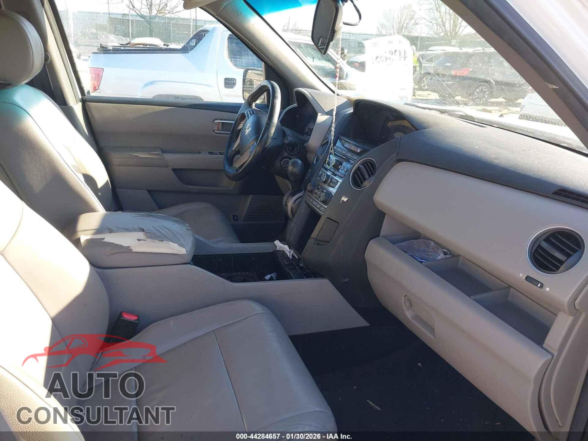 HONDA PILOT 2012 - 5FNYF4H58CB057237