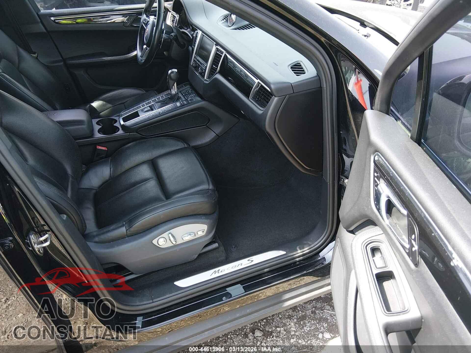 PORSCHE MACAN 2015 - WP1AB2A52FLB65011